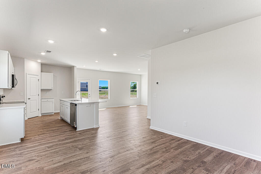 2217 Nahunta Road Property Photo 6