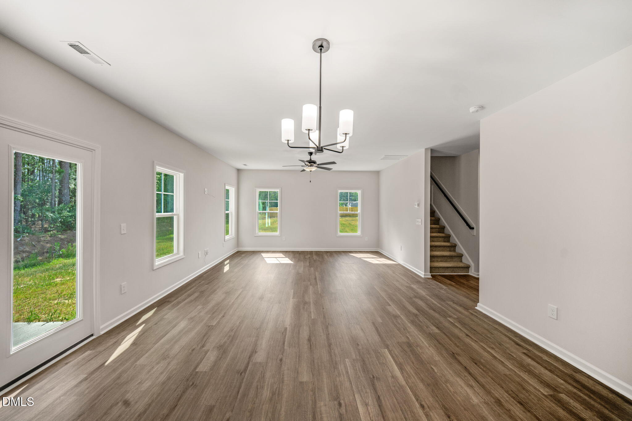 254 Traveller Way Property Photo 12