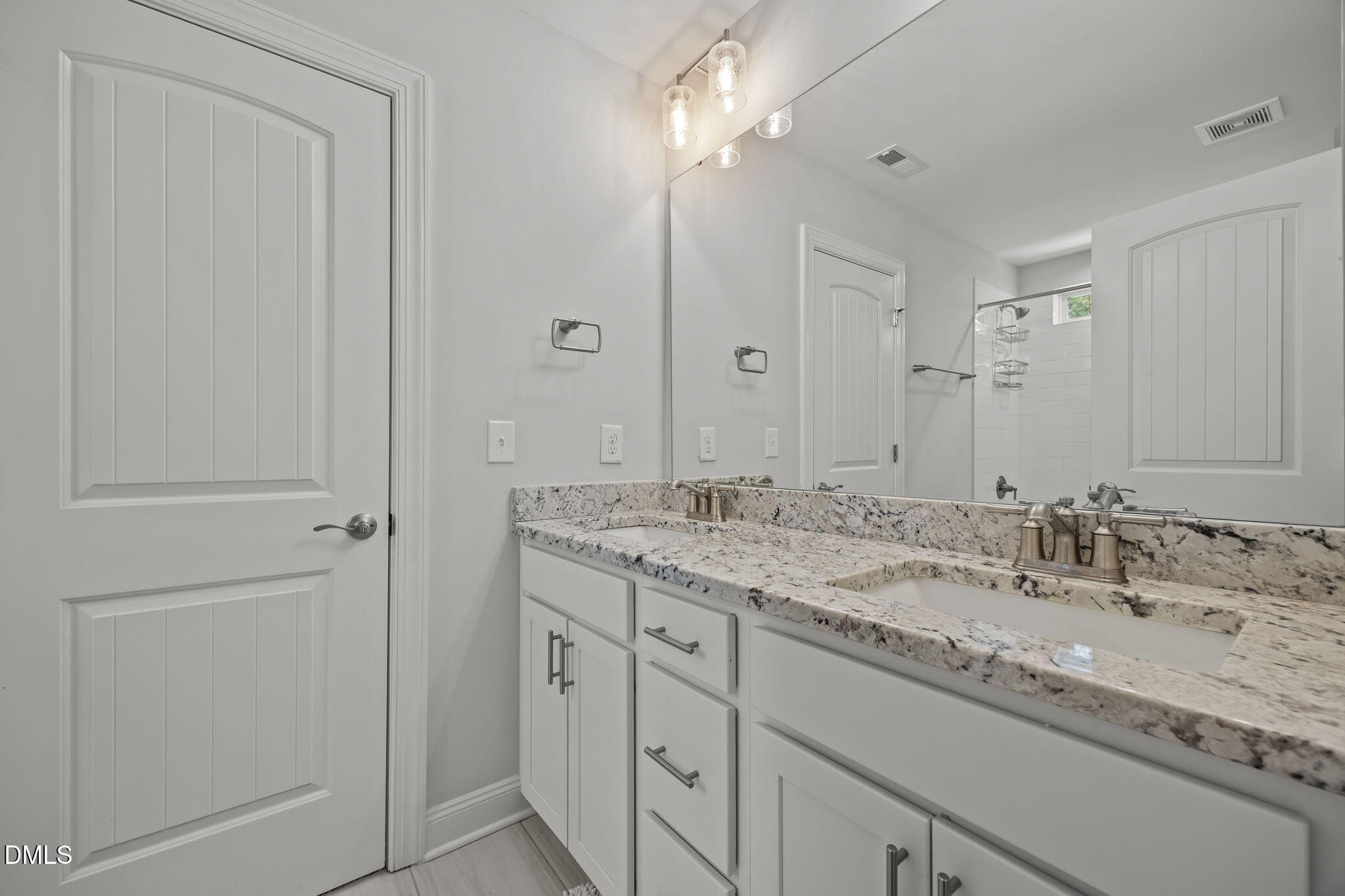 55 Bob White Property Photo 37