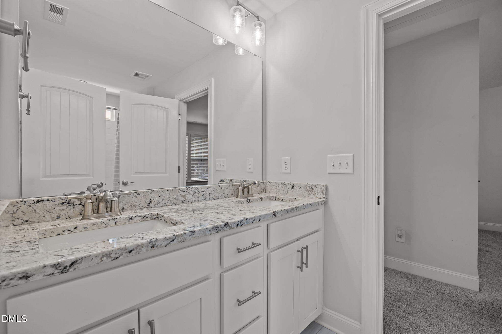 55 Bob White Property Photo 39