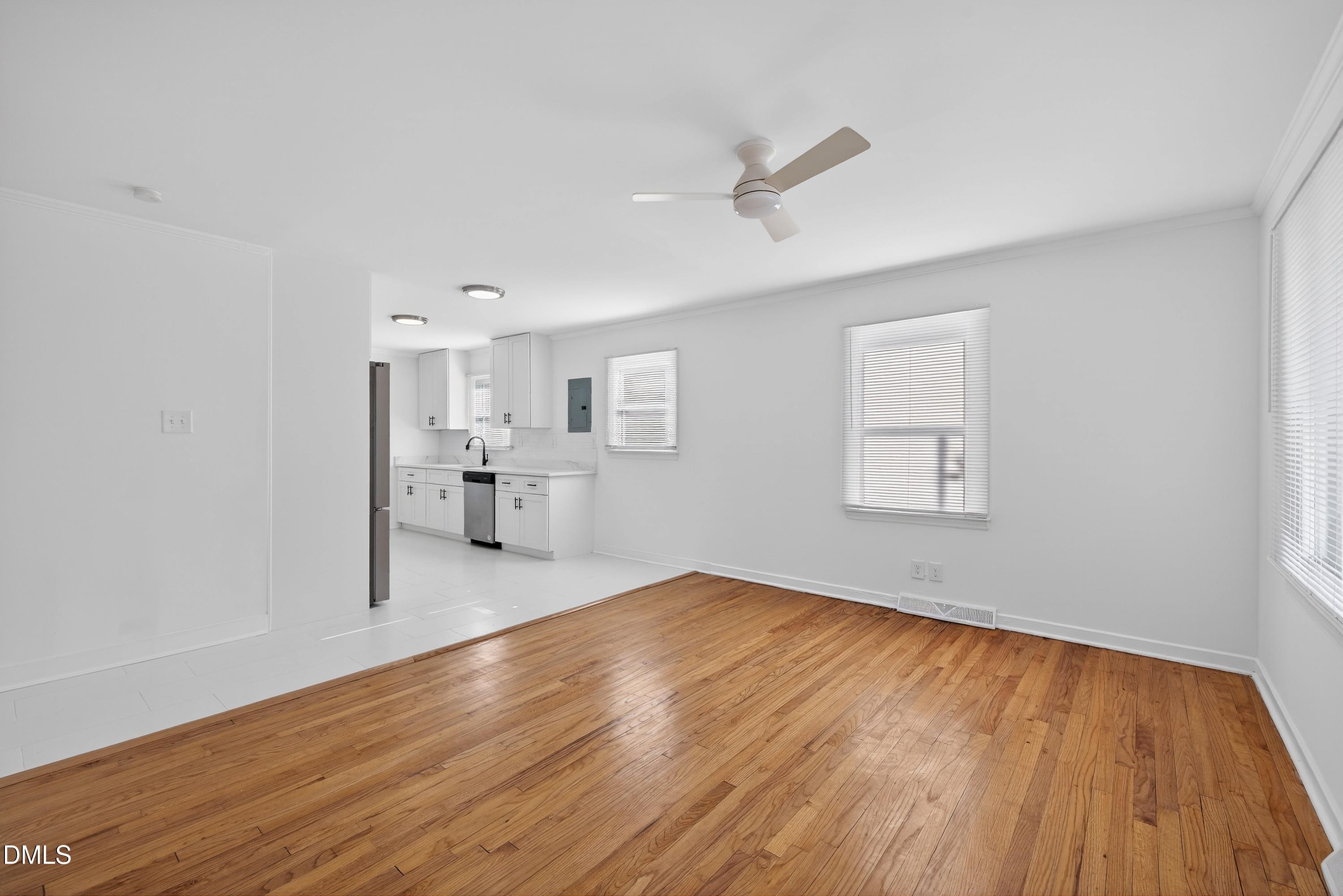 302 Normandy Street Property Photo 4