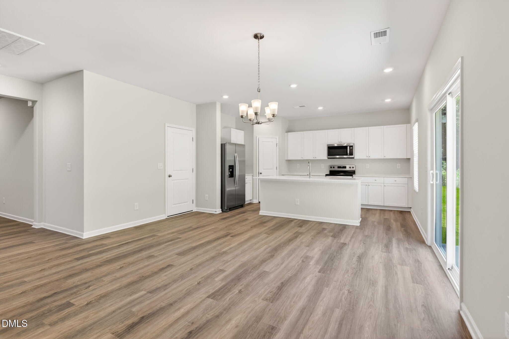 130 Muscovy Drive Property Photo 6
