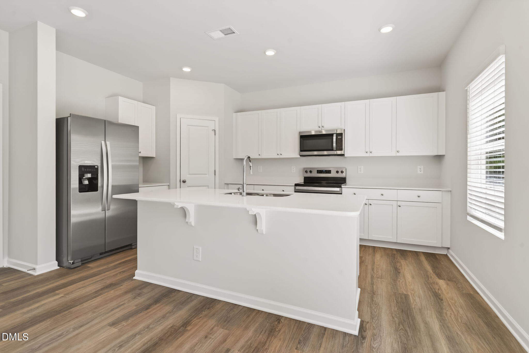 150 Muscovy Drive Property Photo 4
