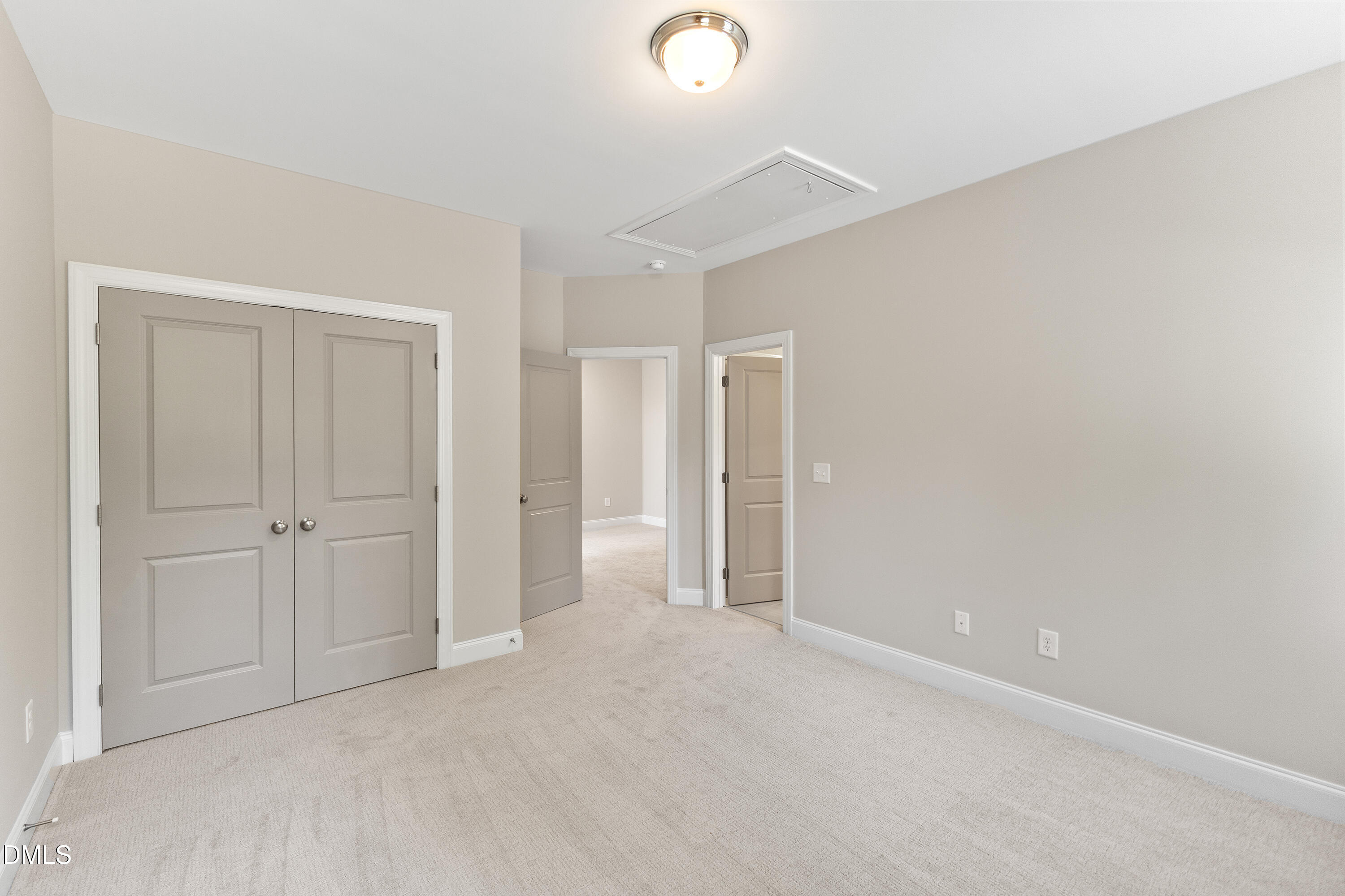 25 E Victoria Ridge Drive #15 Property Photo 17