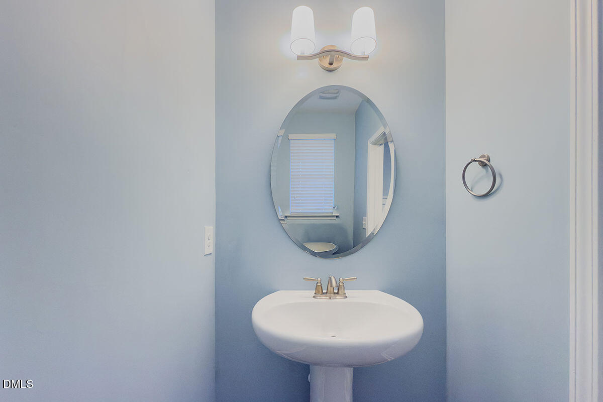 87 E Ravano Drive Property Photo 6
