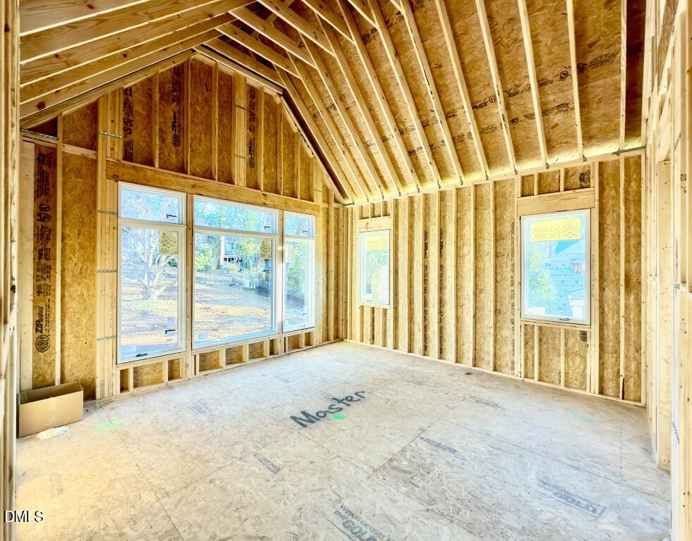 3448 Leonard Street Property Photo 16