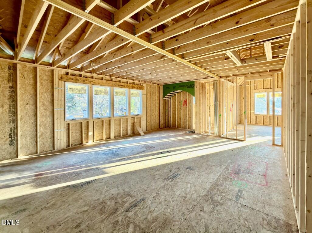 3448 Leonard Street Property Photo 24