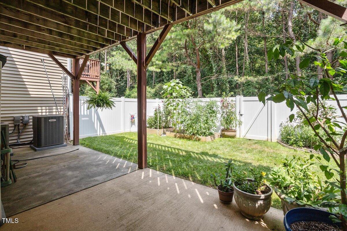 4742 Ludwell Branch Court Property Photo 36