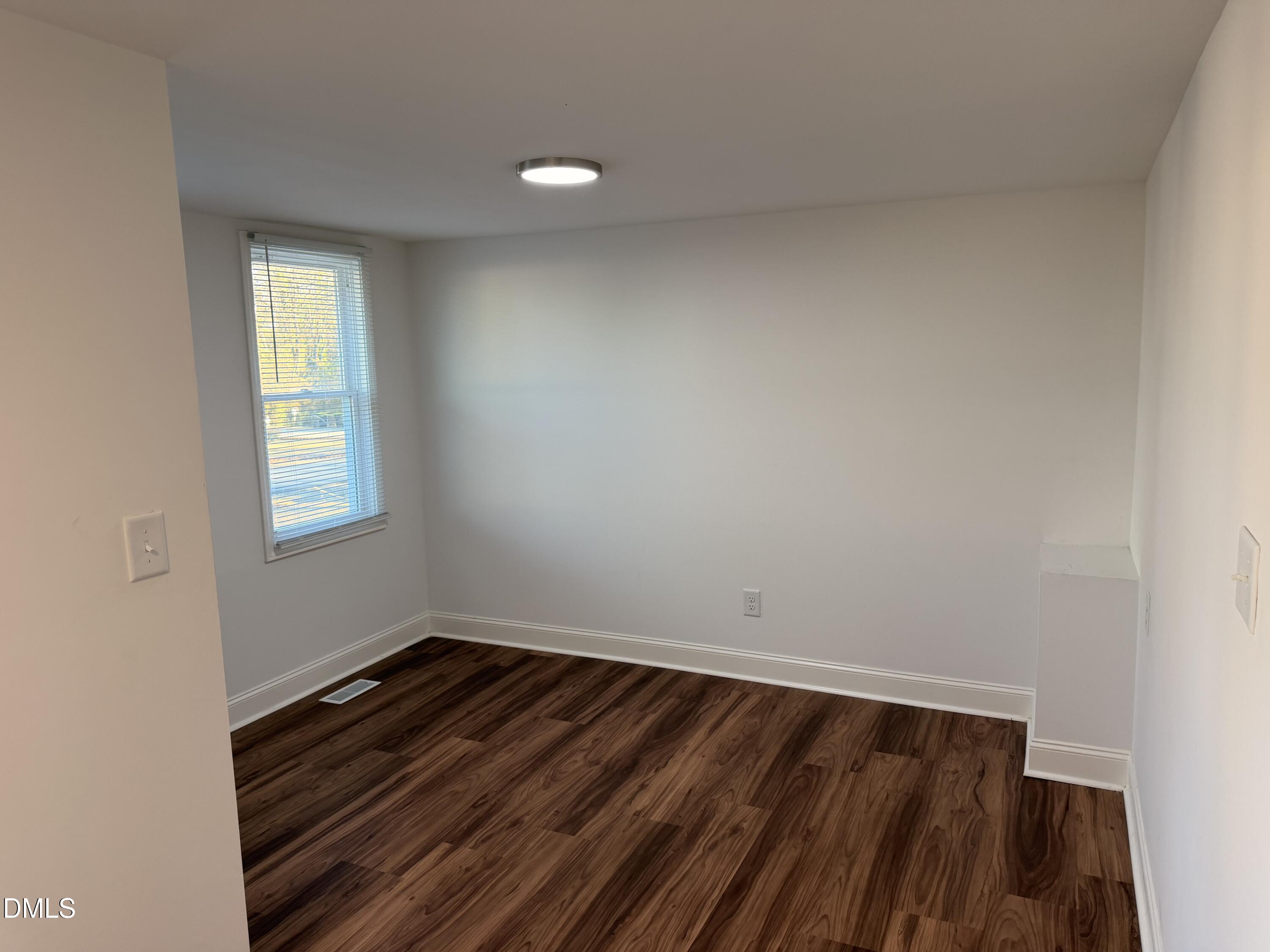 704 N 16th Street Property Photo 9