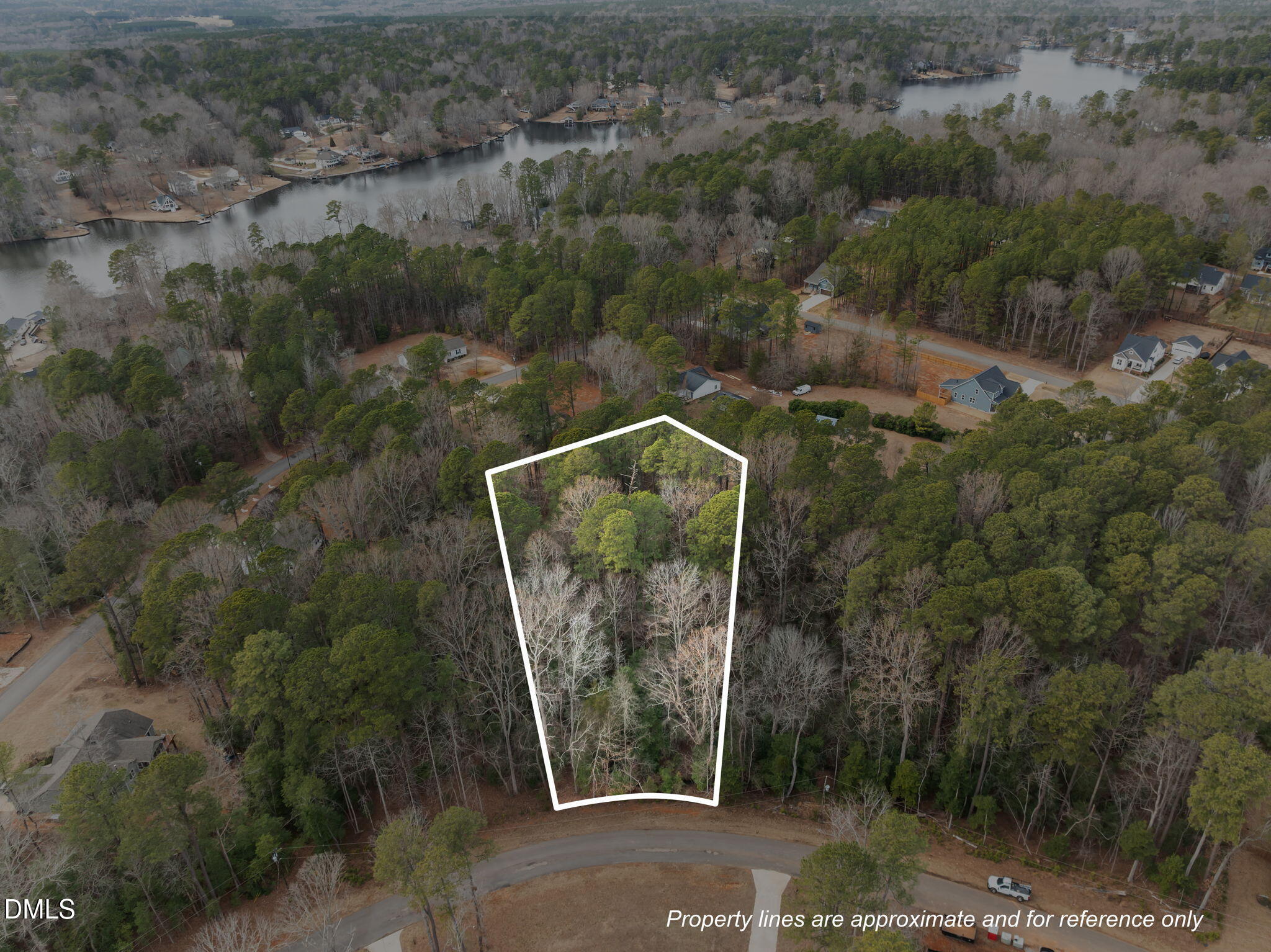 127 Nakoma Drive Property Photo 1