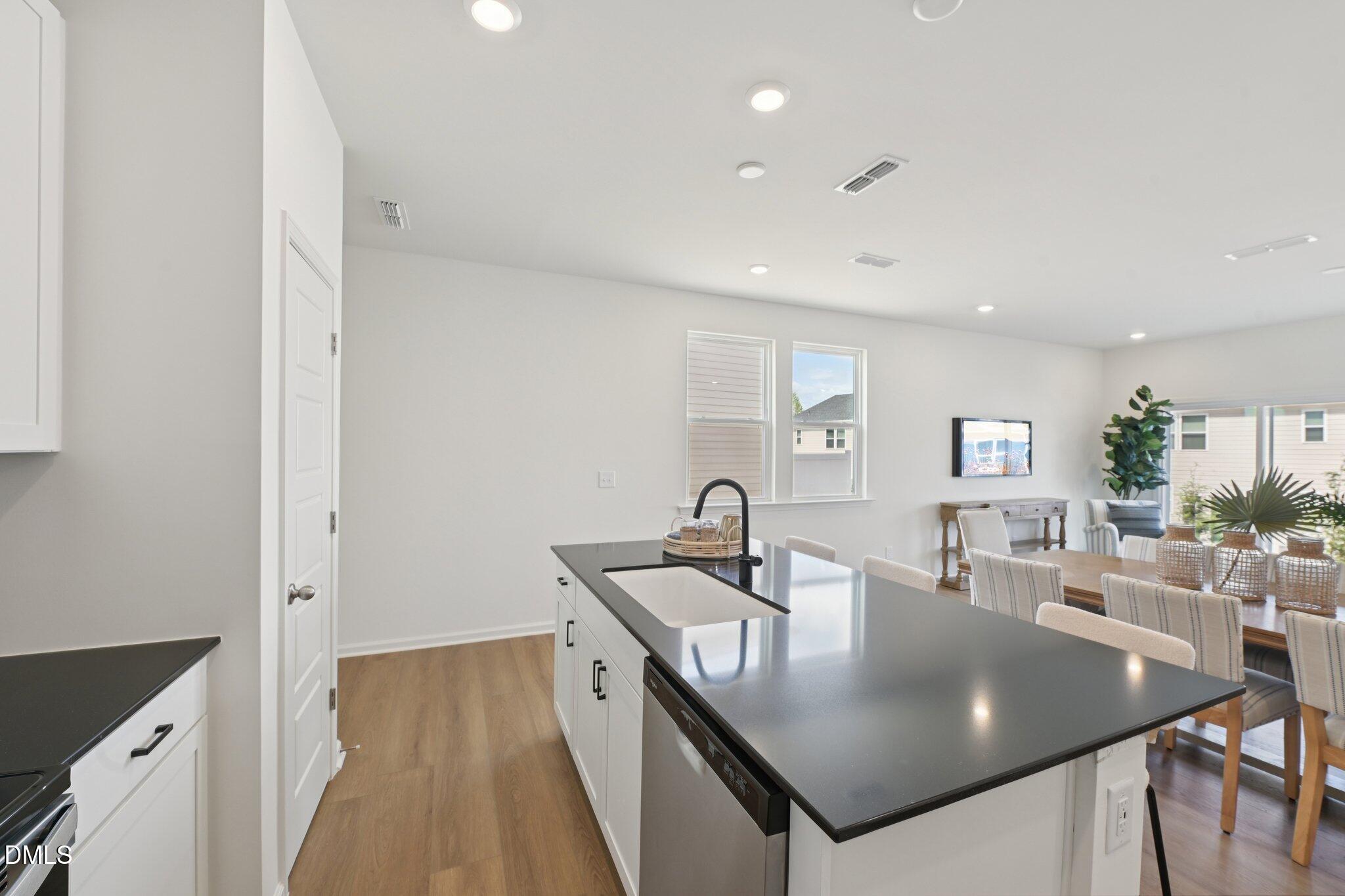 2009 Oakdale Drive Property Photo 13