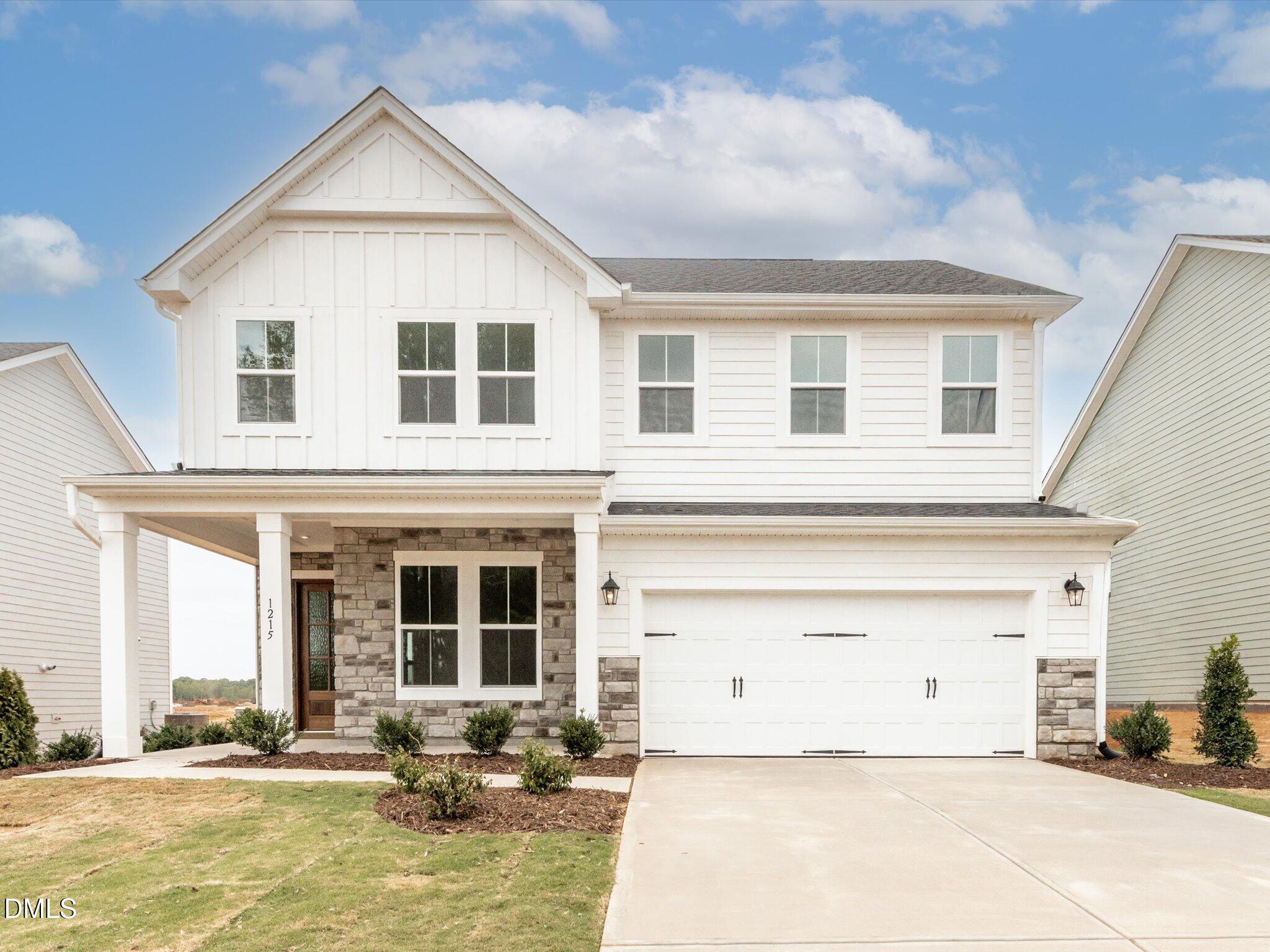 1215 Shallow Spring Drive Property Photo 1