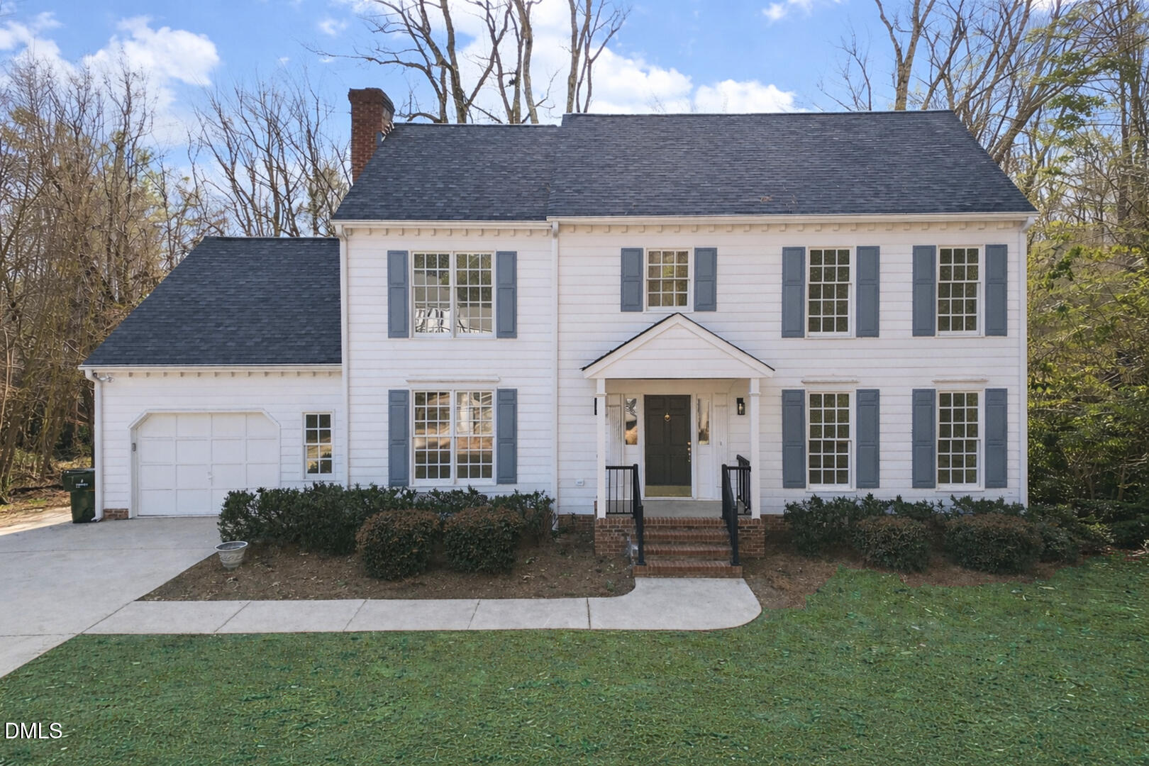 2224 Effingham Circle Property Photo 1