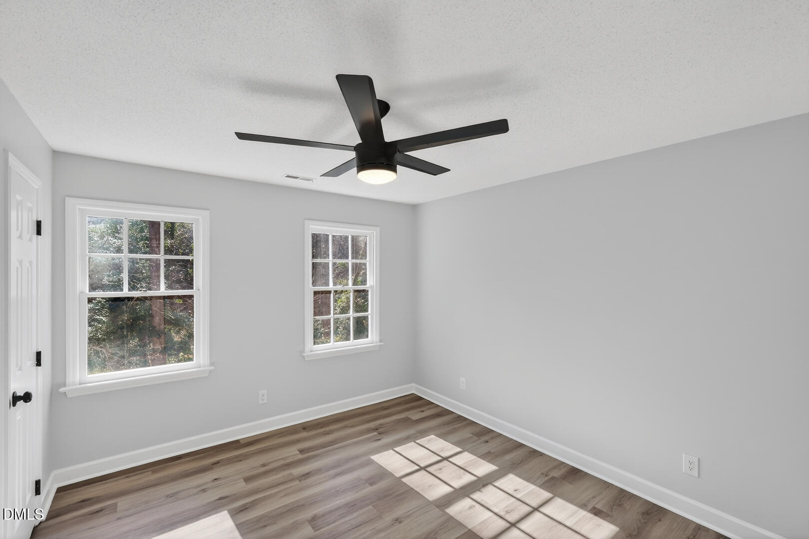 2224 Effingham Circle Property Photo 27