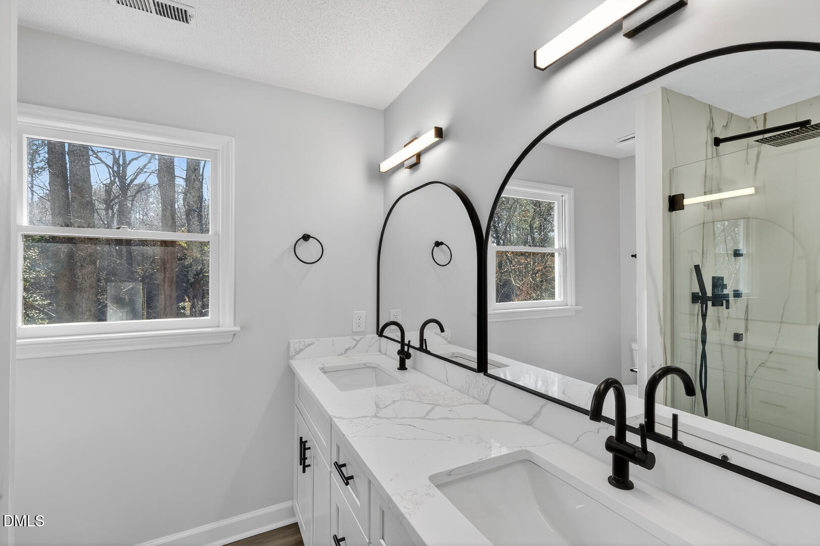 2224 Effingham Circle Property Photo 39