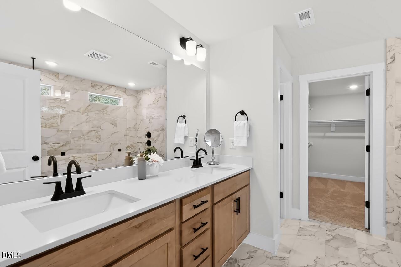 83 Bluestone Drive Property Photo 41