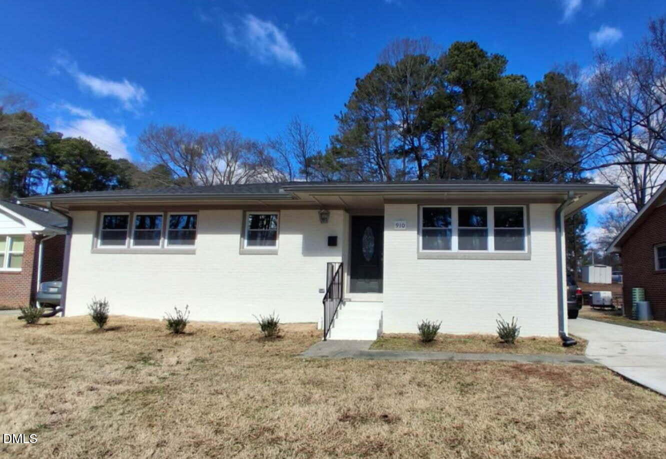 910 Ruby Street Property Photo 1