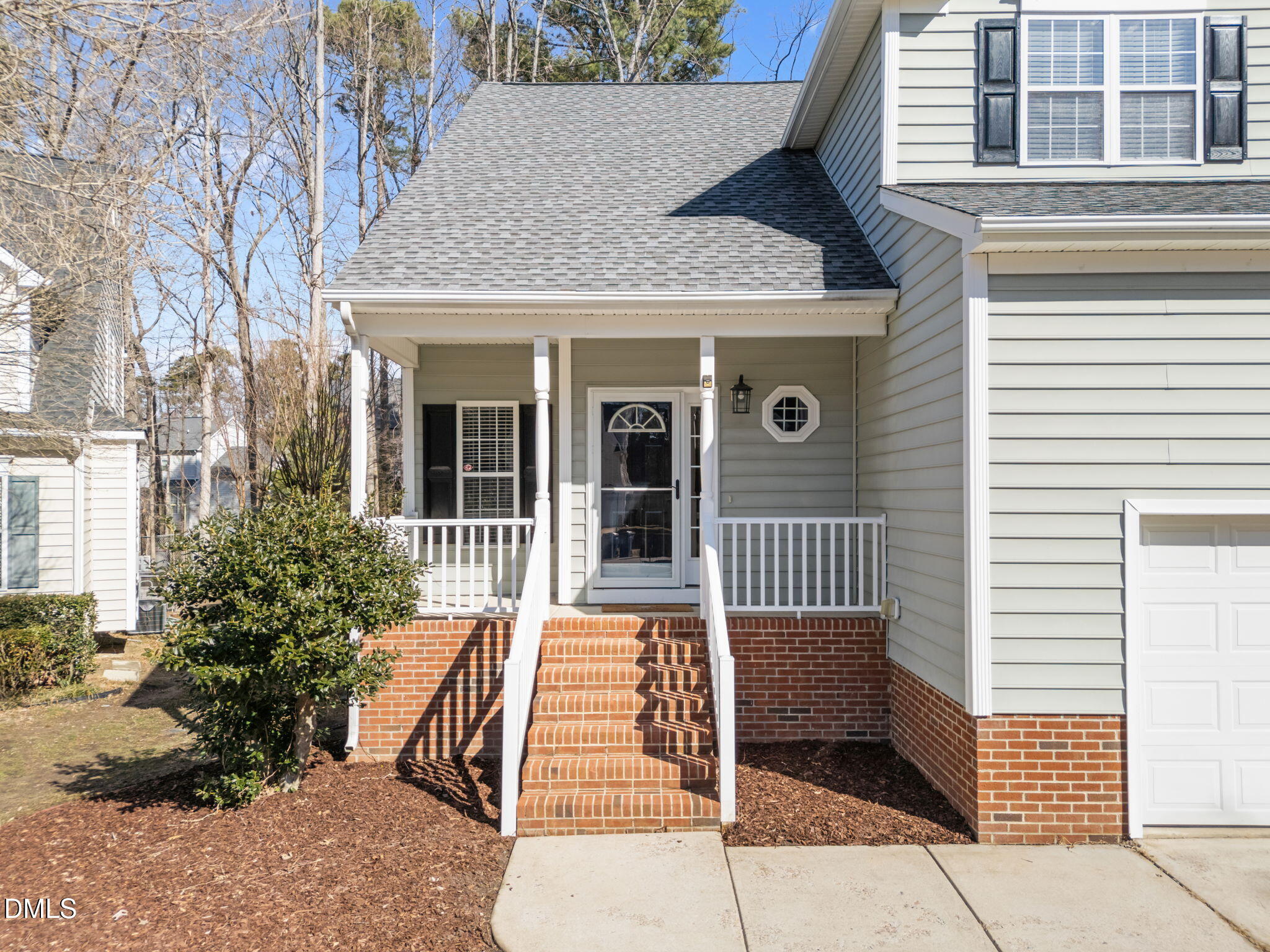 5210 Groveside Court Property Photo 4