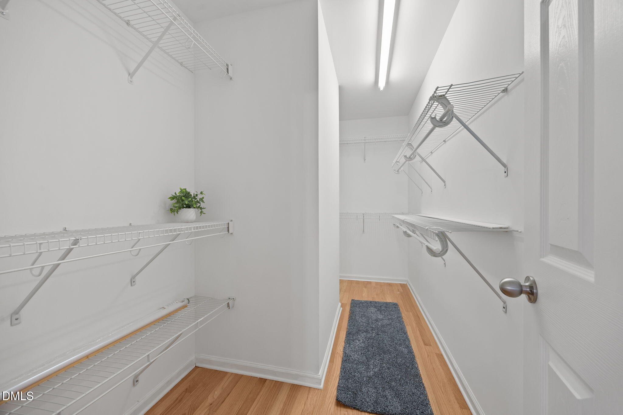 5210 Groveside Court Property Photo 16