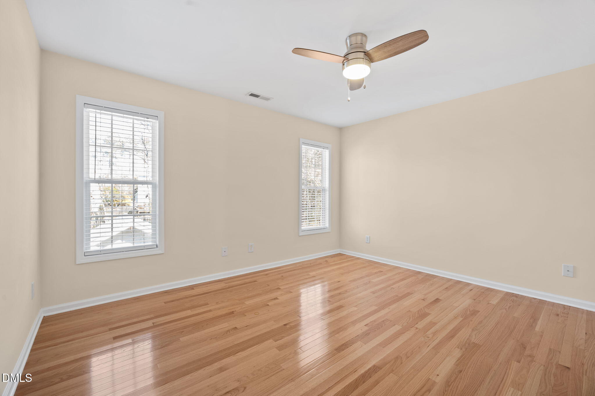 5210 Groveside Court Property Photo 20