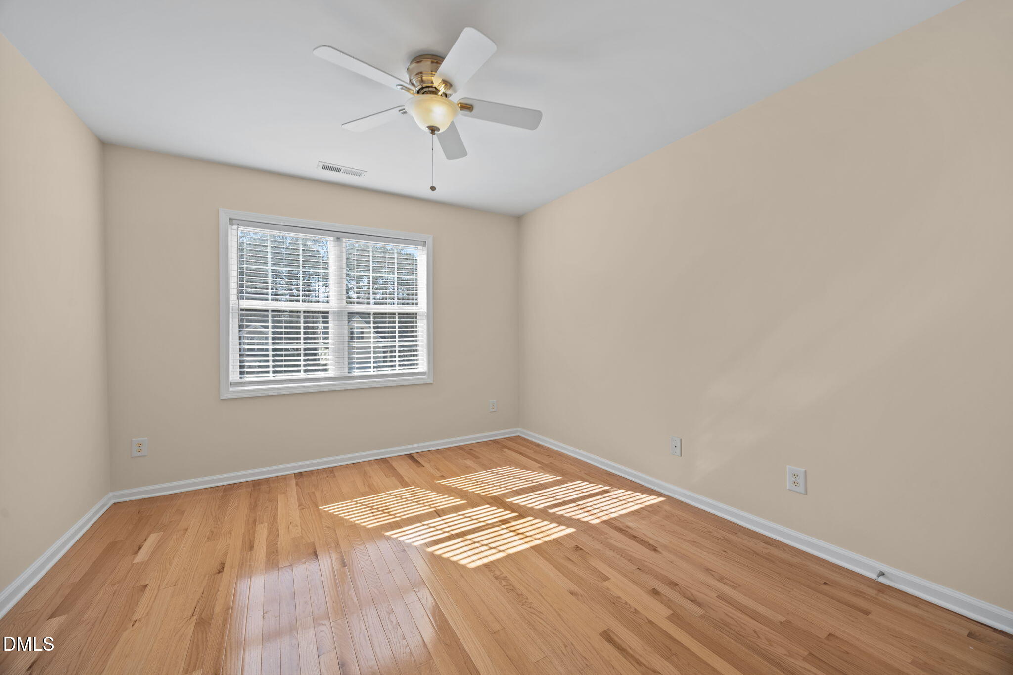 5210 Groveside Court Property Photo 21