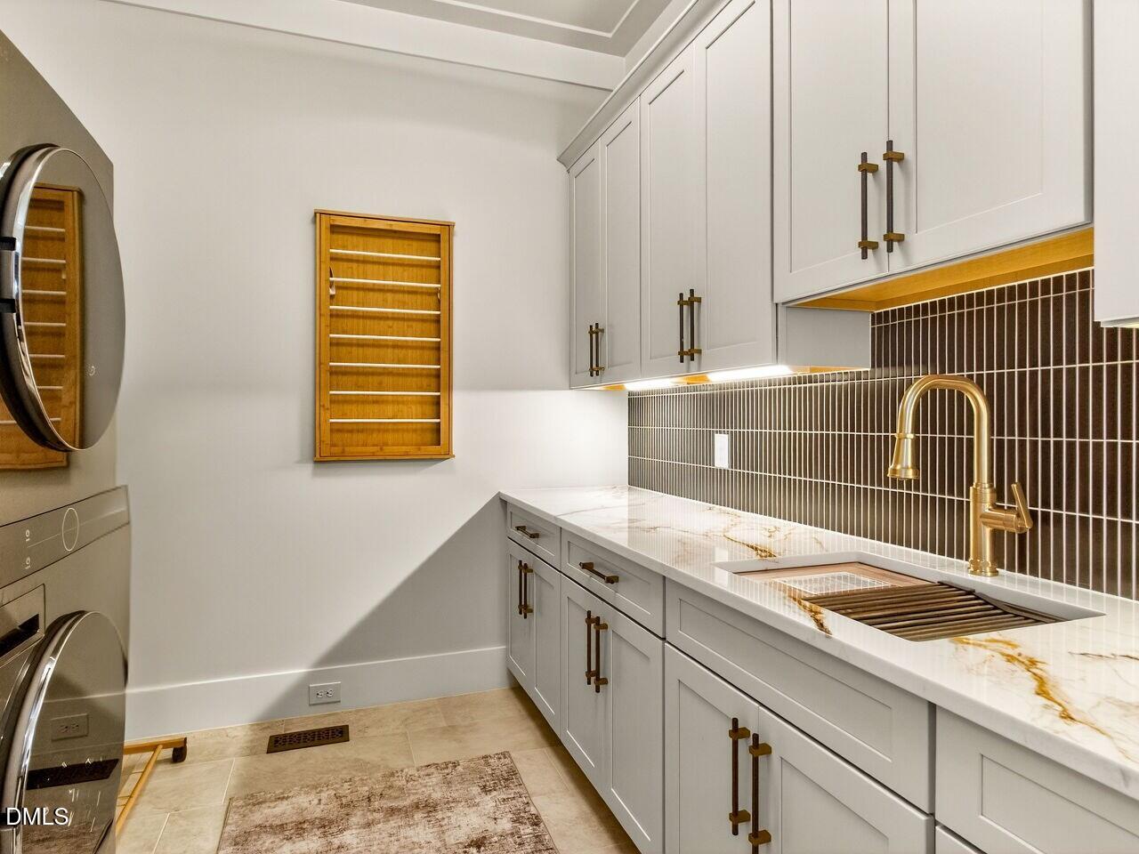 65 Cherry Bark Drive Property Photo 18