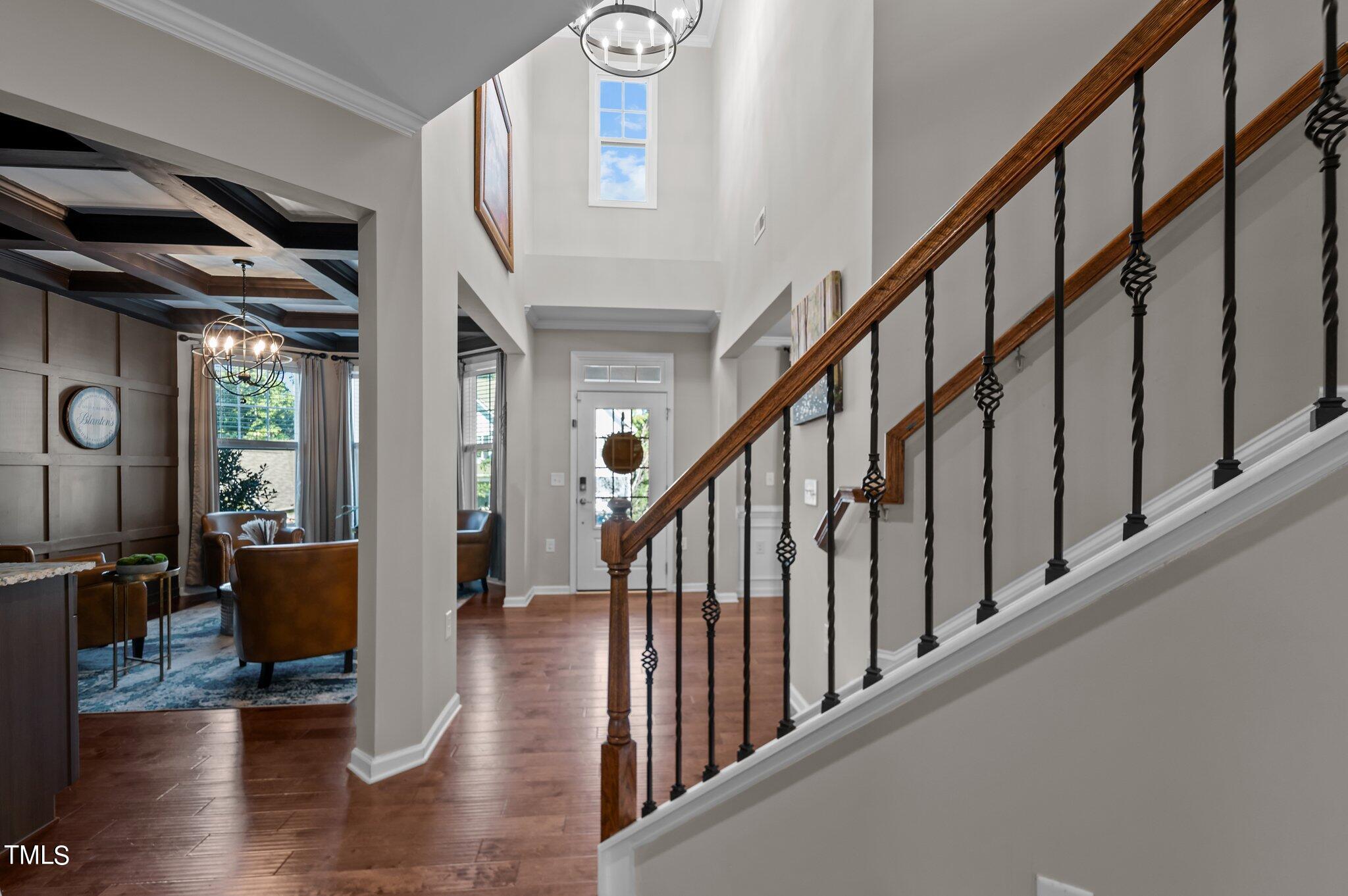1824 Longmont Drive Property Photo 17