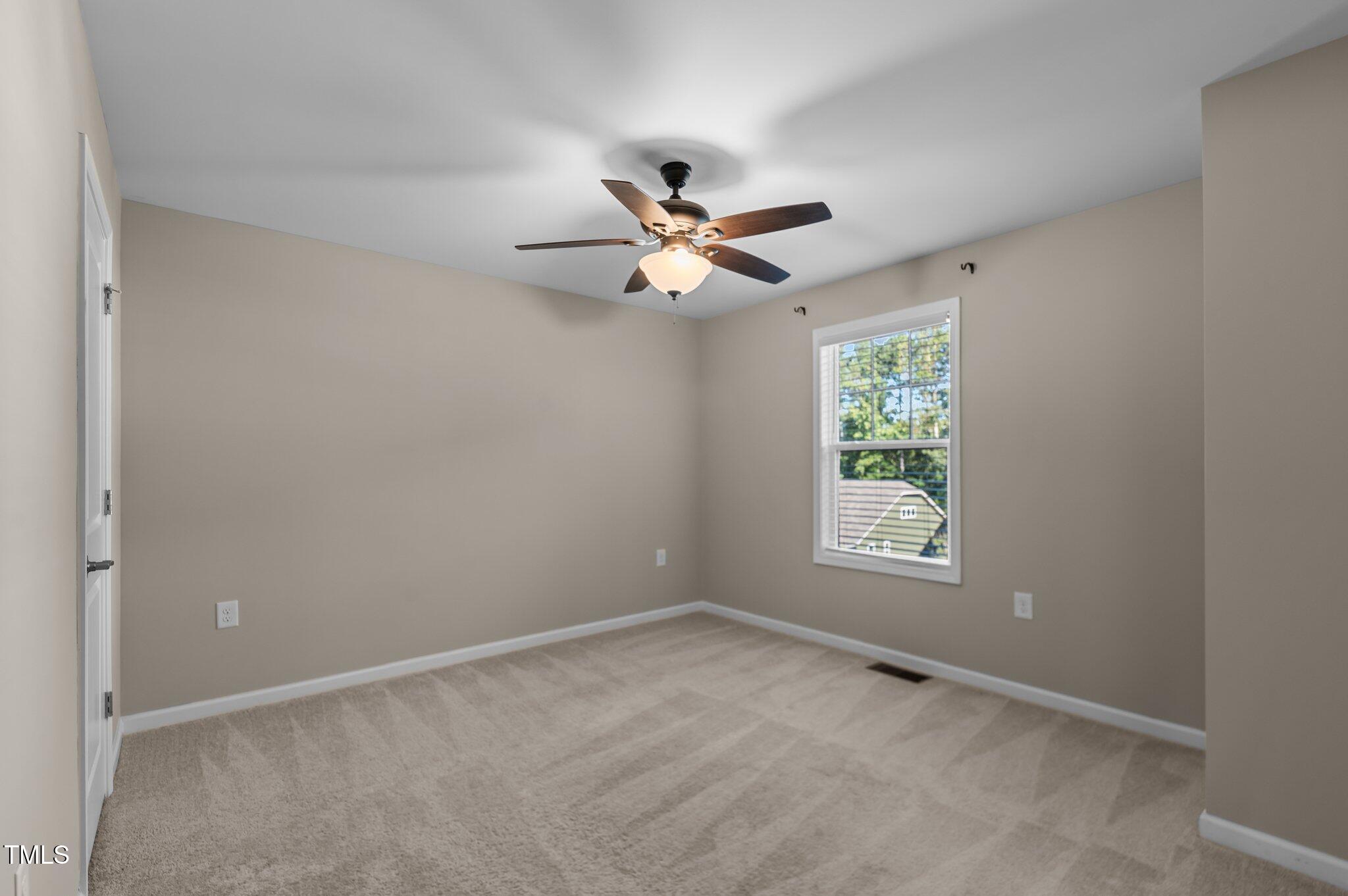 1824 Longmont Drive Property Photo 18