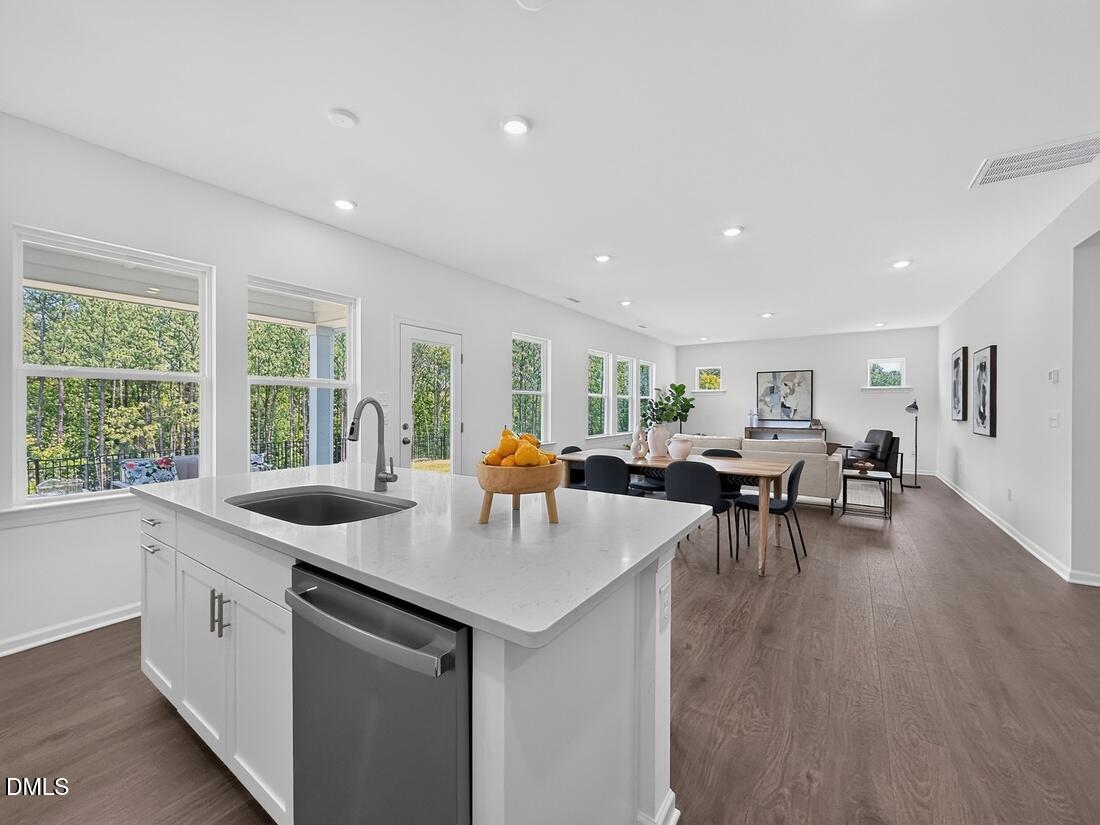 101 Magma Lane Property Photo 3