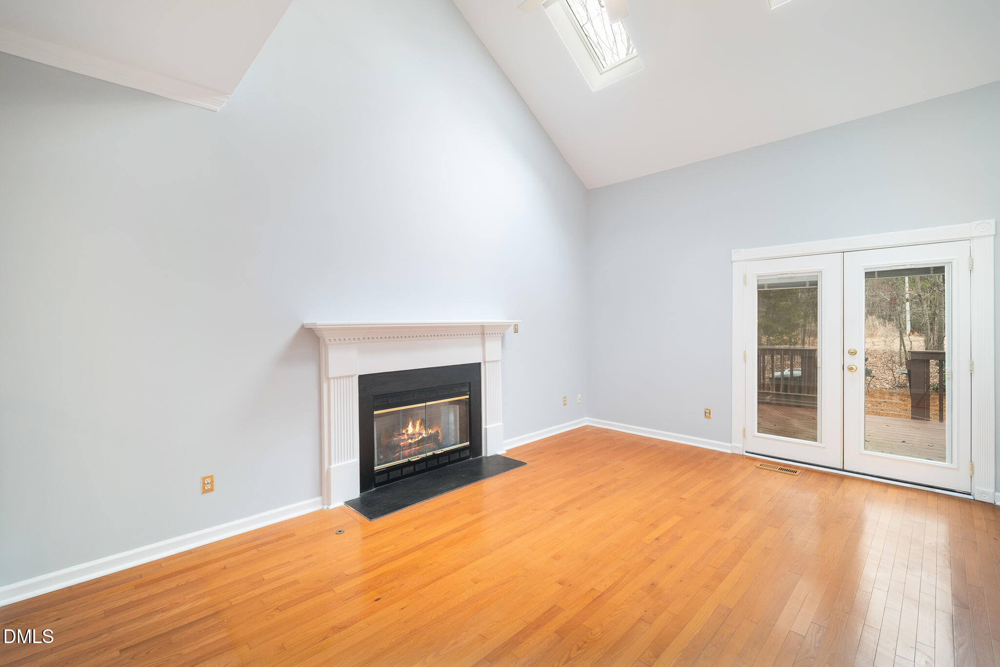 416 Center Pointe Drive Property Photo 6
