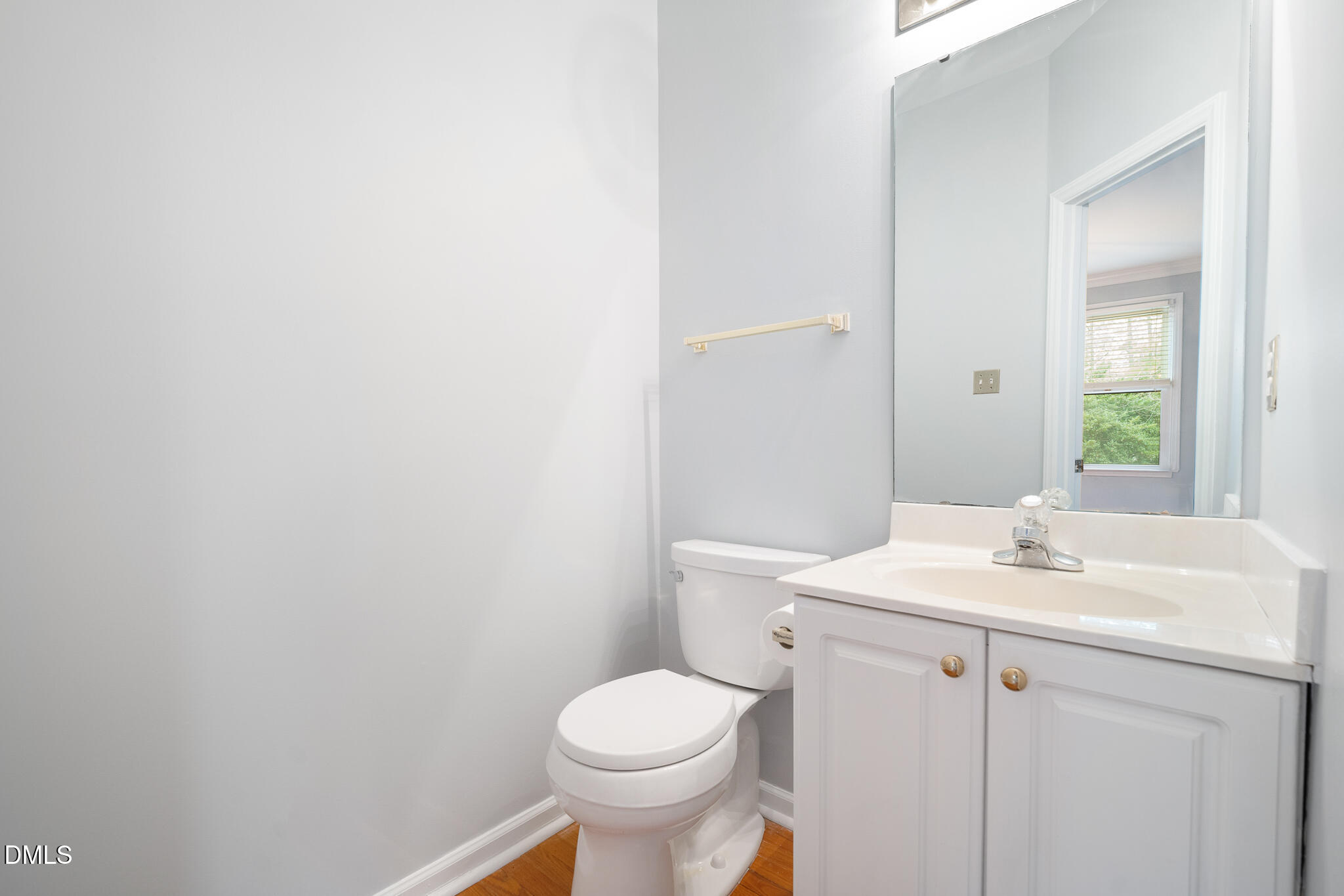 416 Center Pointe Drive Property Photo 9