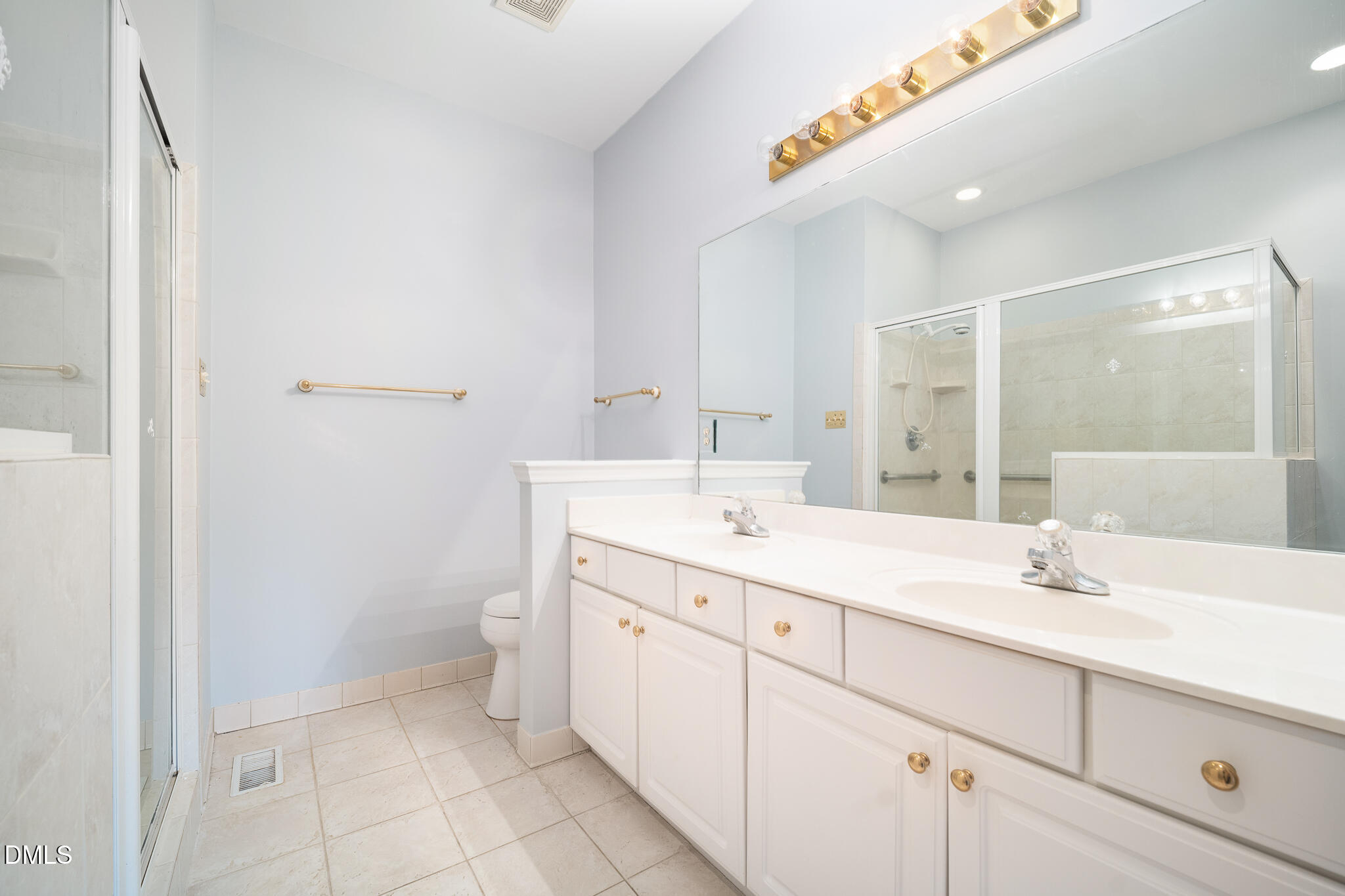 416 Center Pointe Drive Property Photo 14