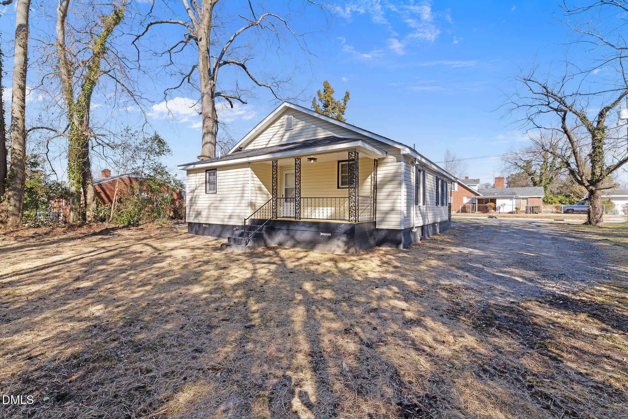 804 E Pine Street Property Photo 4