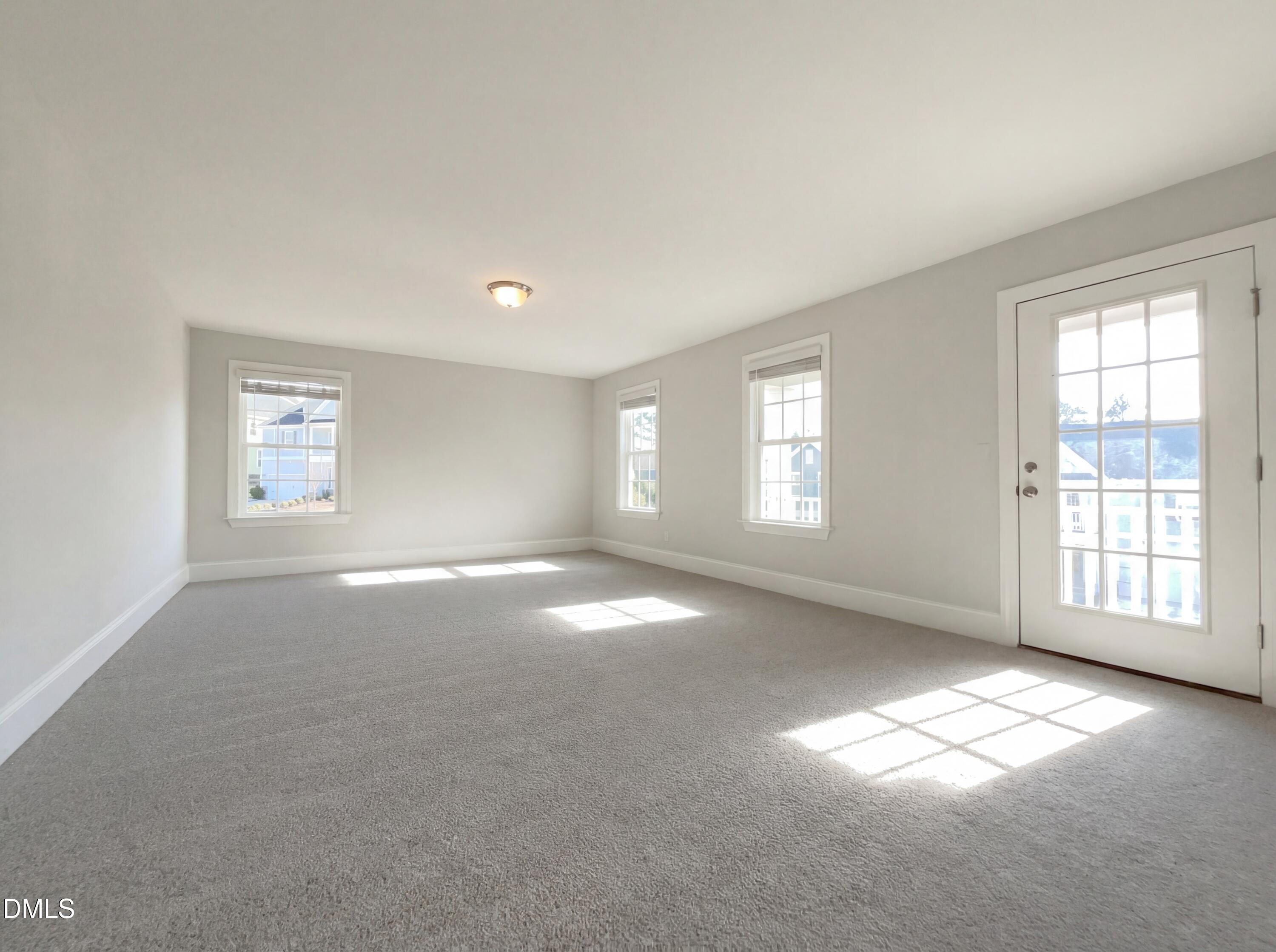 2928 Thurman Dairy Loop Property Photo 4
