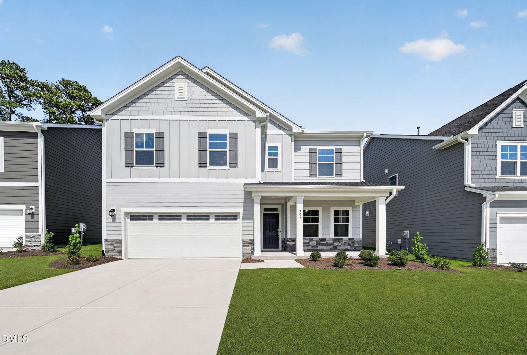 304 Seagrass Circle Property Photo 2