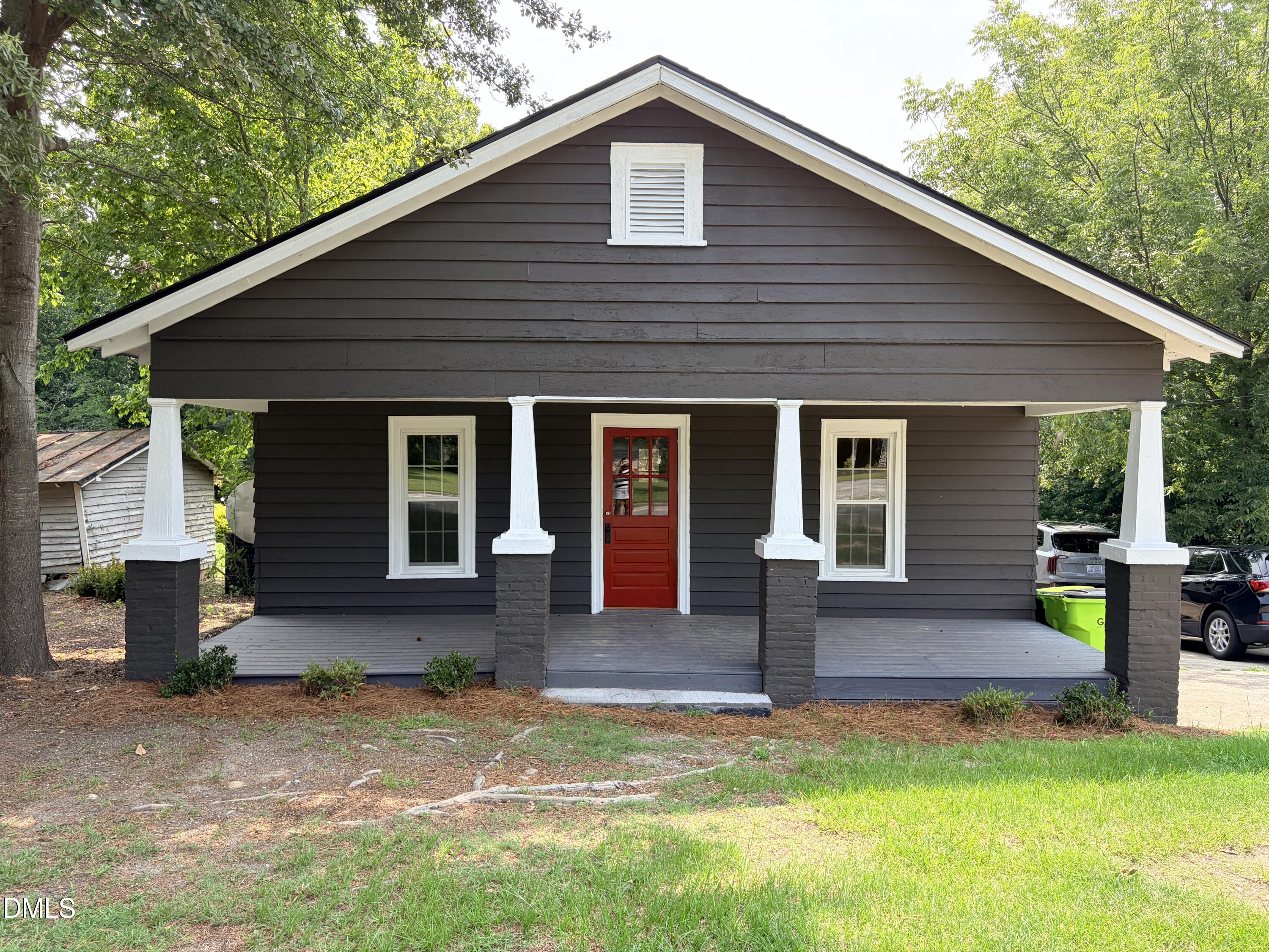 12181 Oak Avenue Property Photo 1
