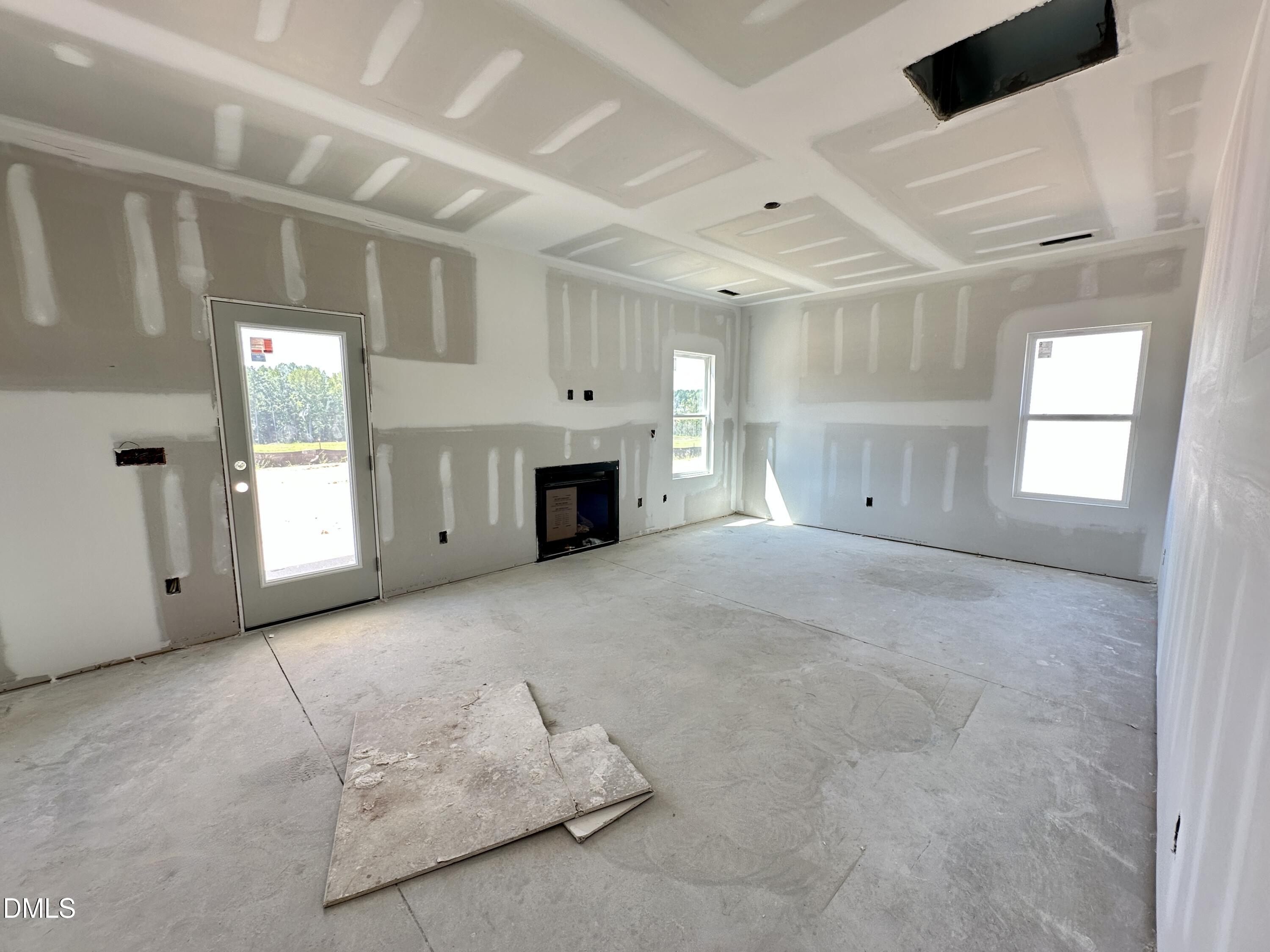 345 Buckthorn Drive Property Photo 6