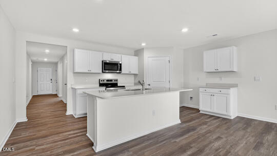 104 Ross Drive Property Photo 6