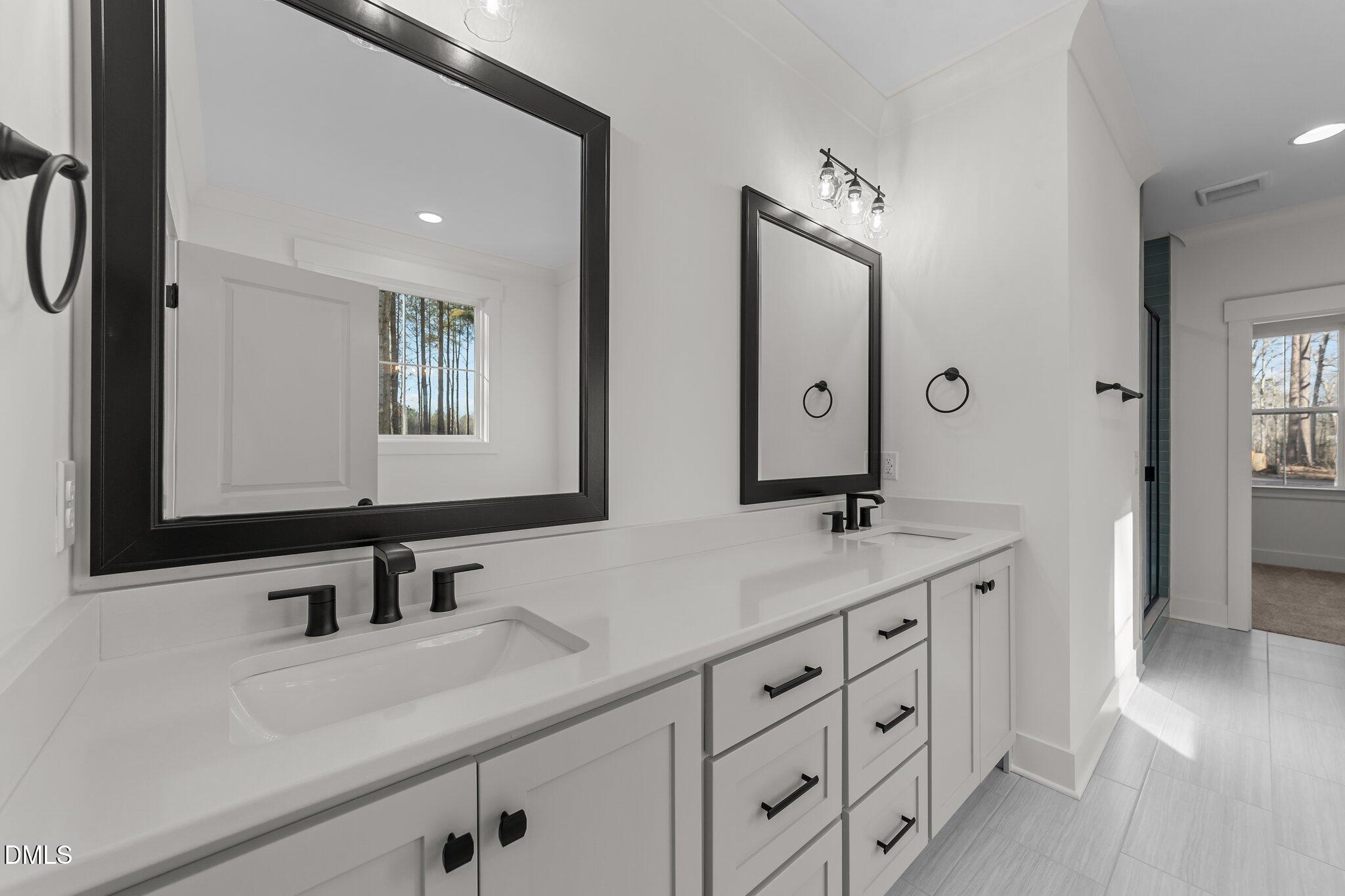 305 Slocum Drive Property Photo 14