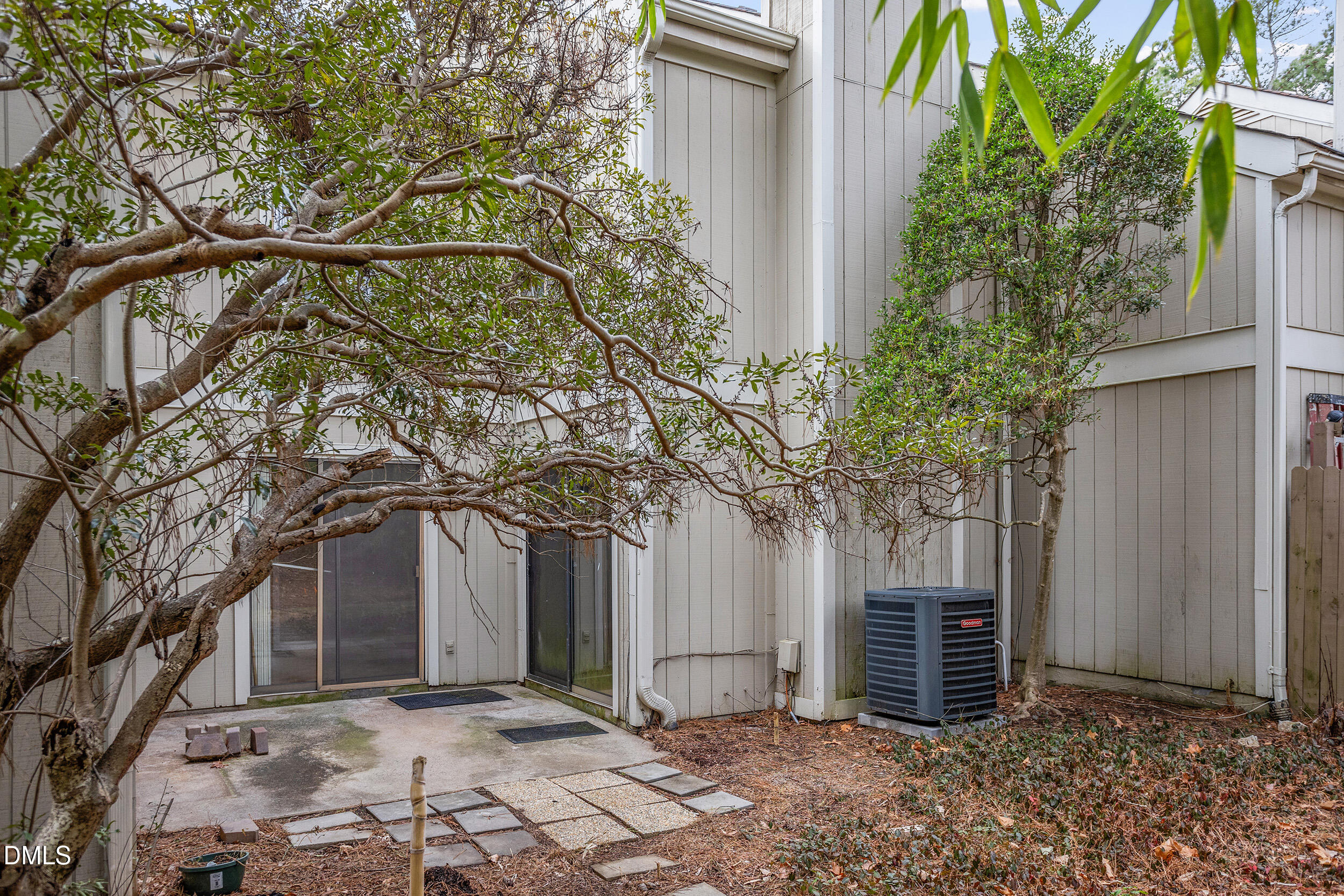 4101 Five Oaks Drive Unit 38 Property Photo 7