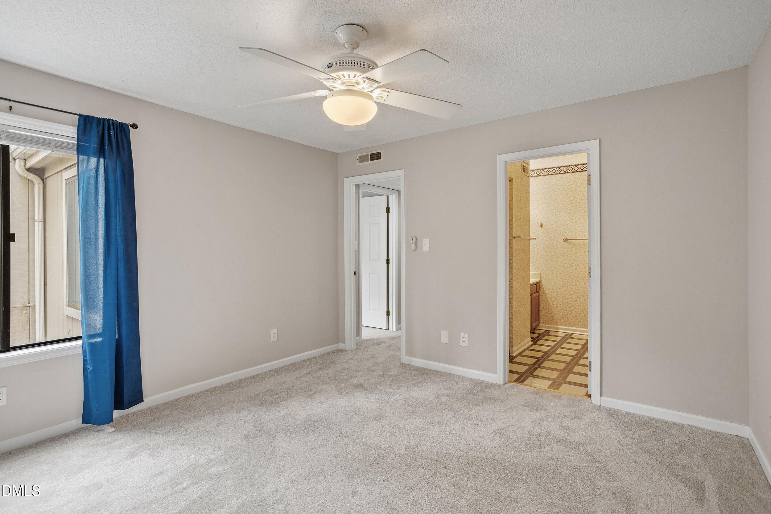 4101 Five Oaks Drive Unit 38 Property Photo 29