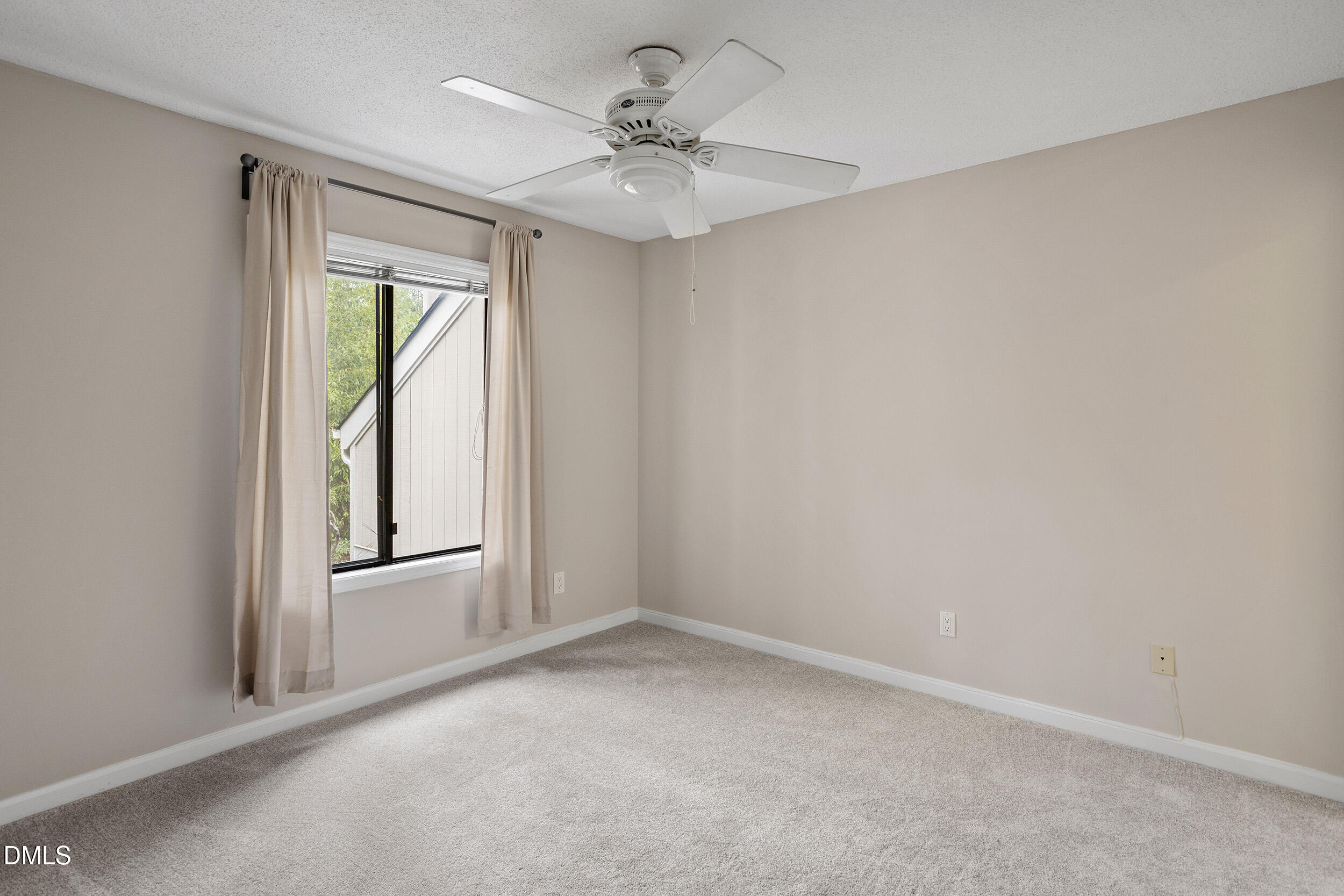 4101 Five Oaks Drive Unit 38 Property Photo 32