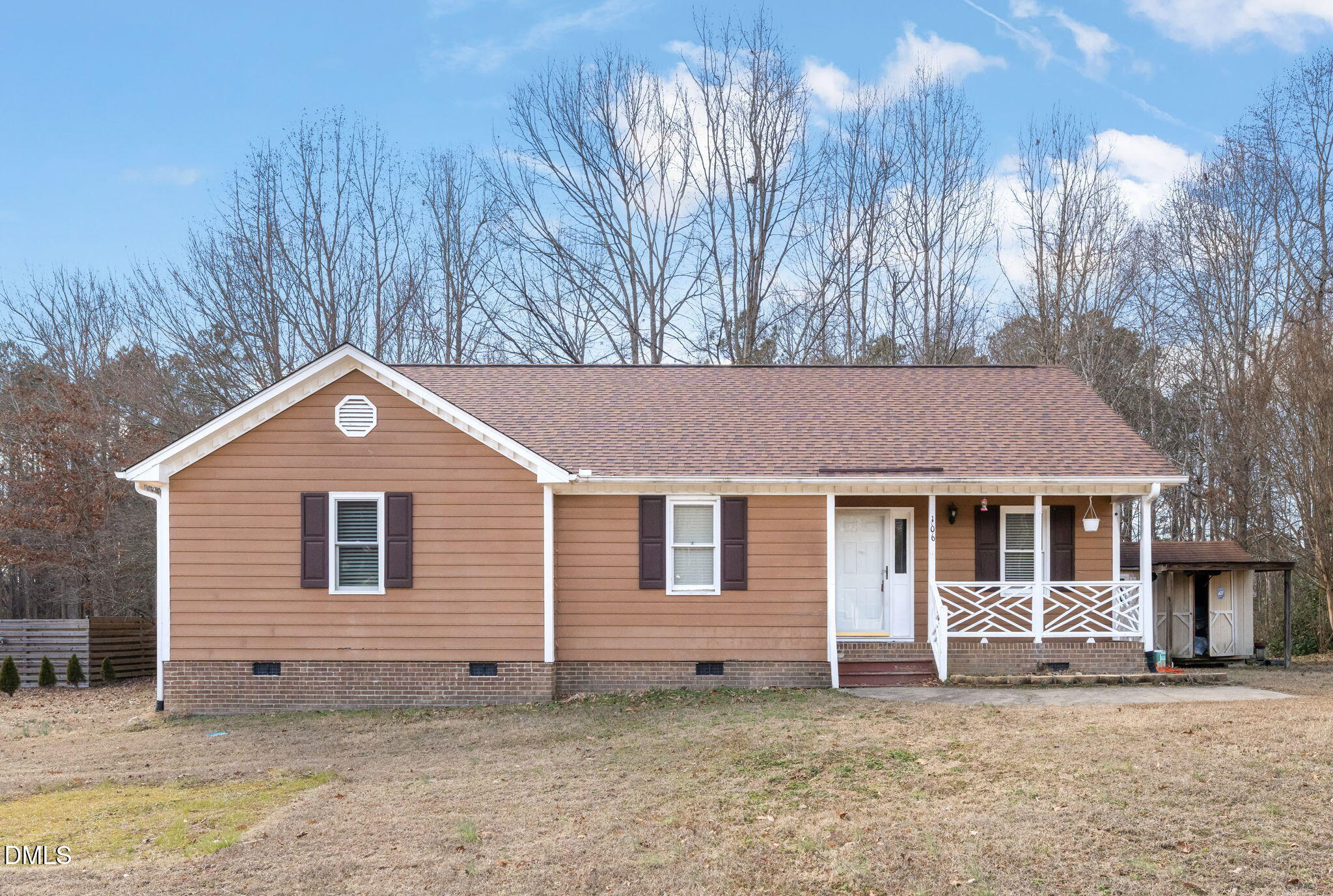 106 N Valley Drive