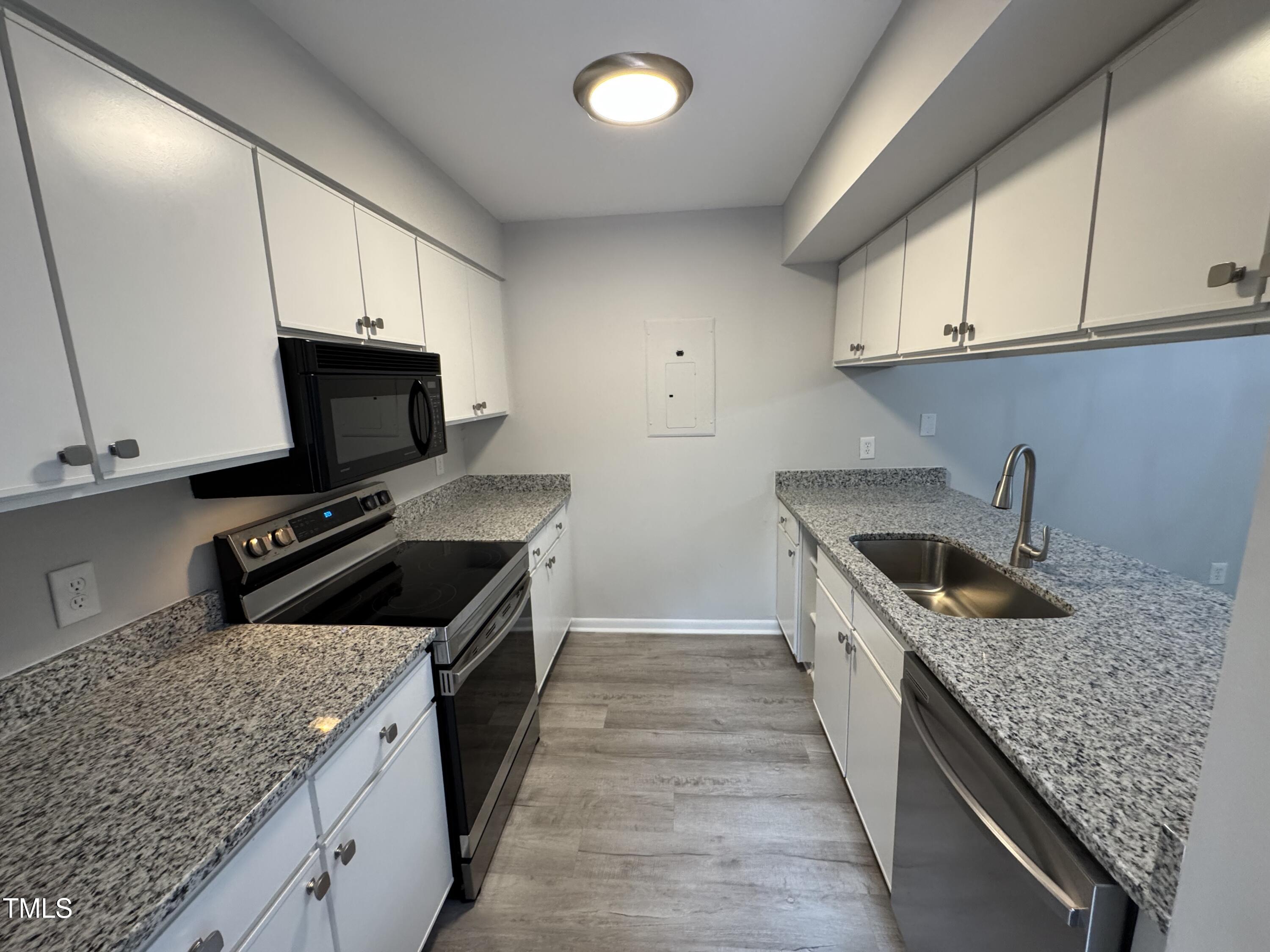 159 Finley Forest Drive Property Photo 10