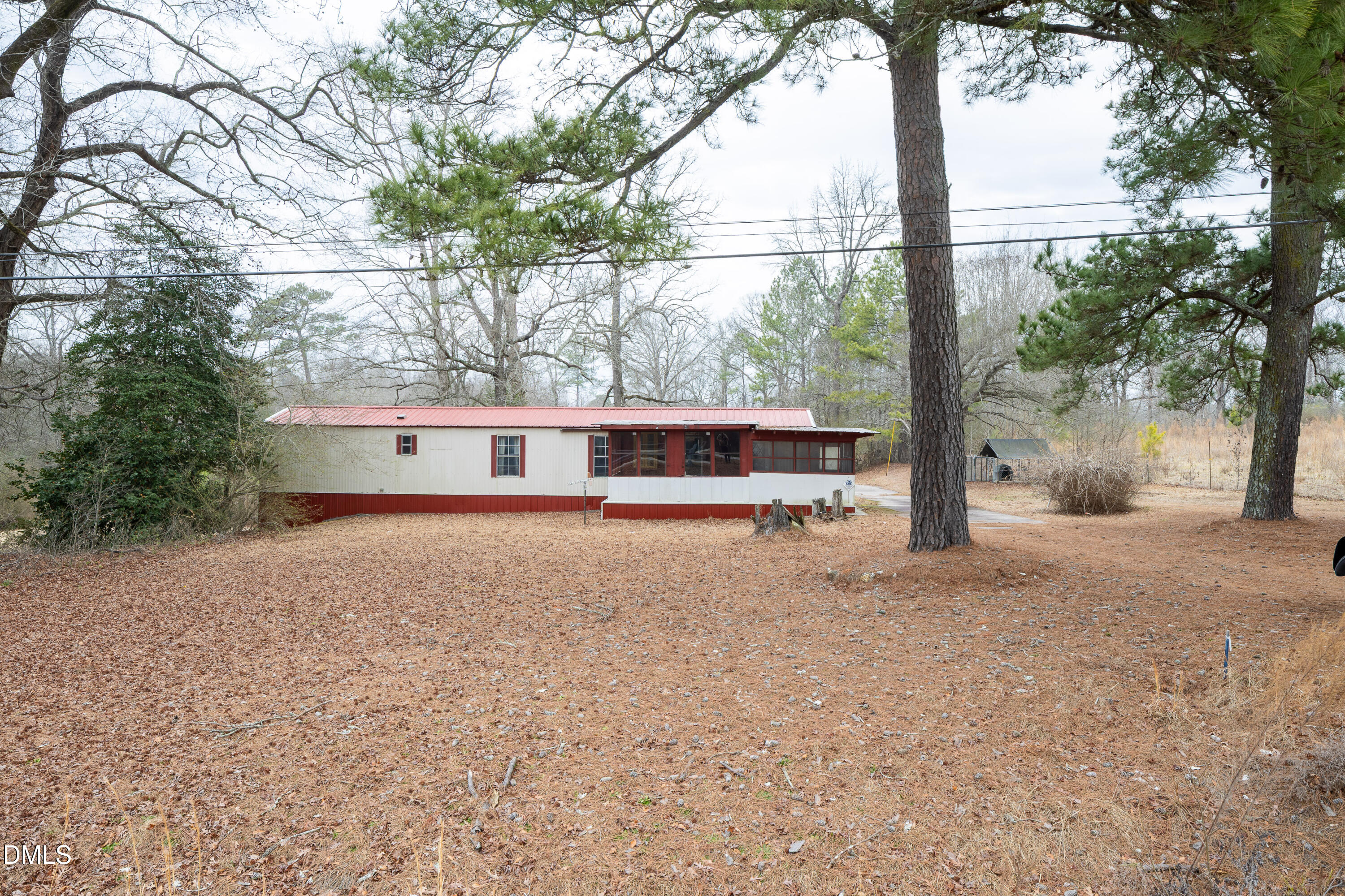 3052 Nc-210 Property Photo 2