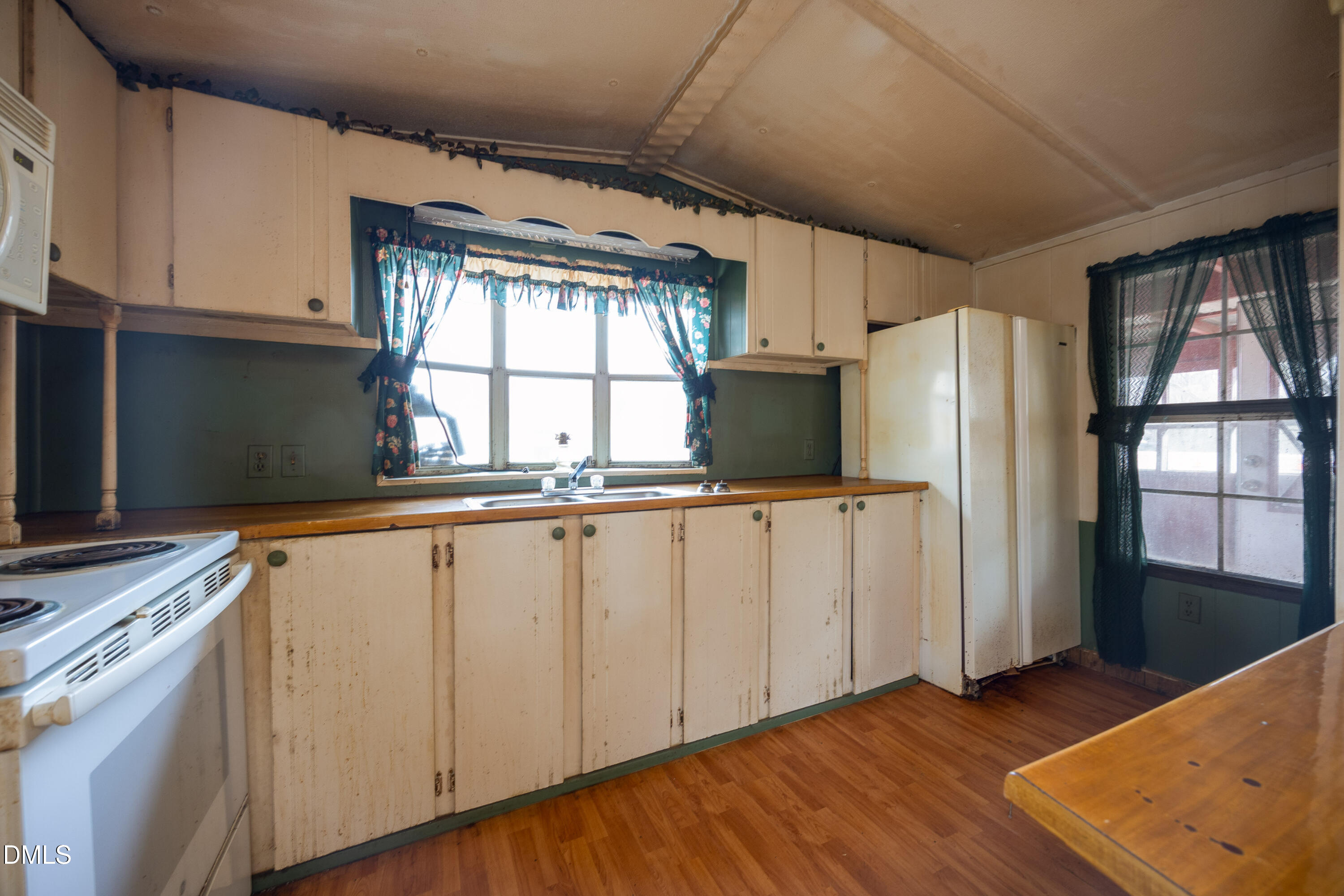 3052 Nc-210 Property Photo 11
