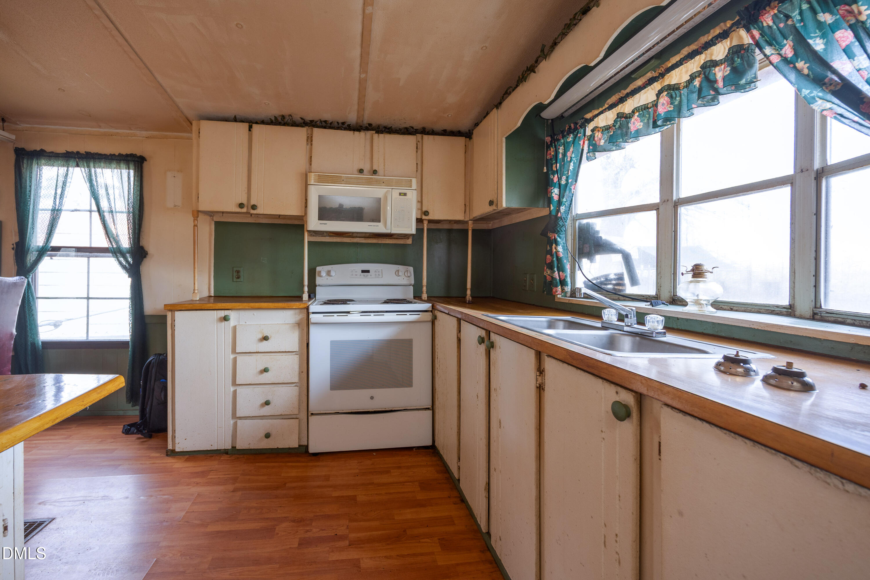 3052 Nc-210 Property Photo 13