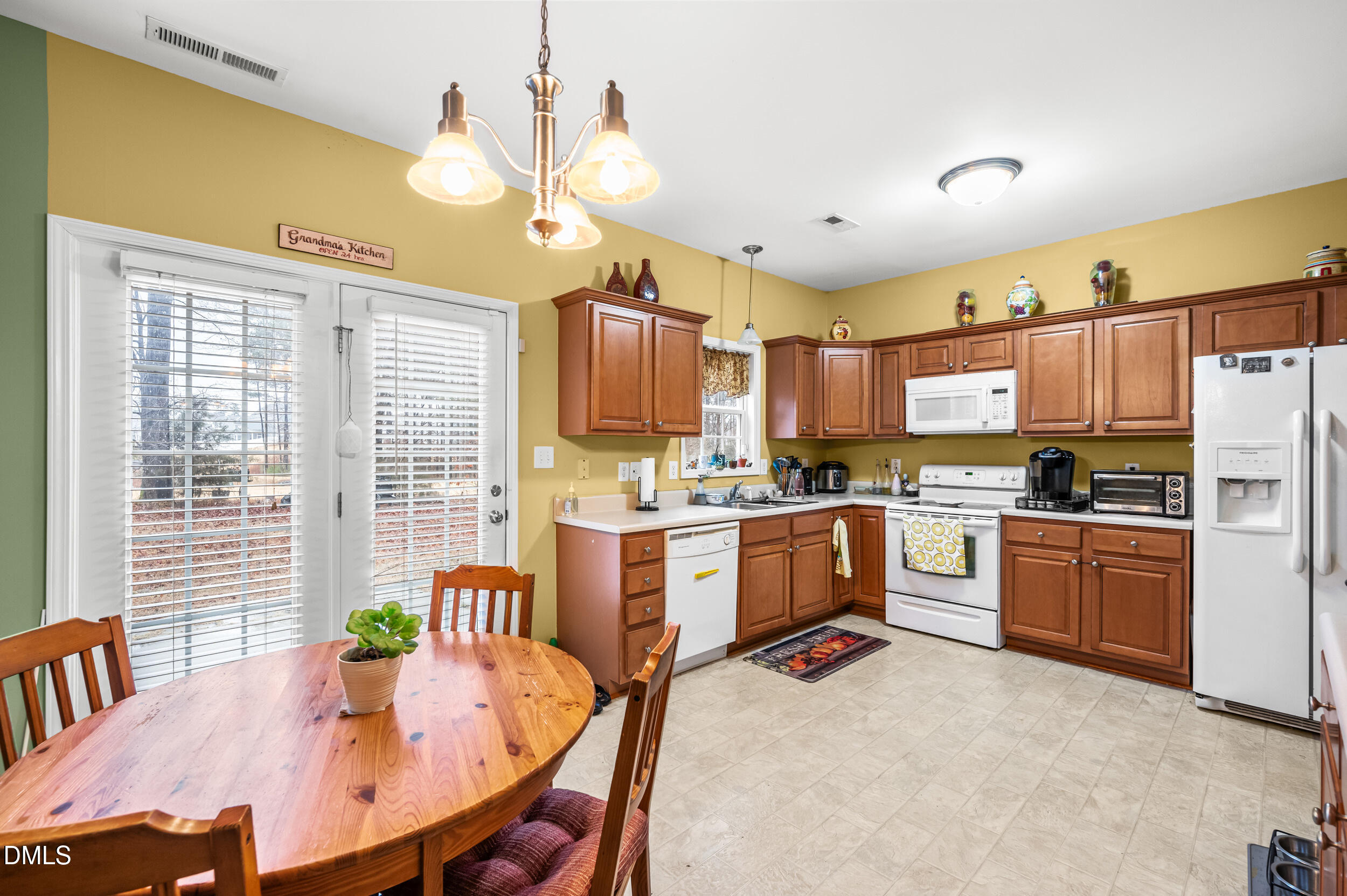 412 Star Ruby Drive Property Photo 10