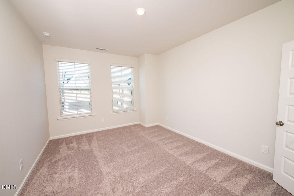 1004 Westerland Way Property Photo 35