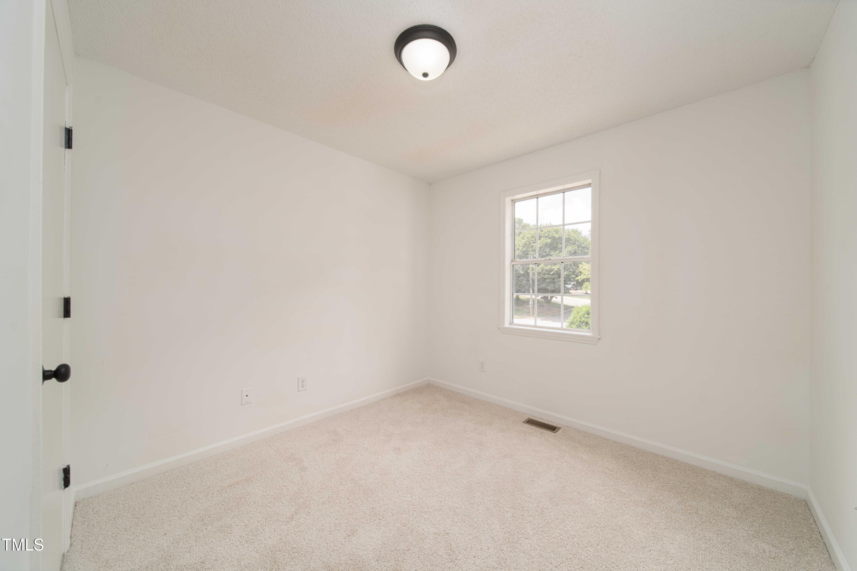 4258 Kaplan Drive Property Photo 10